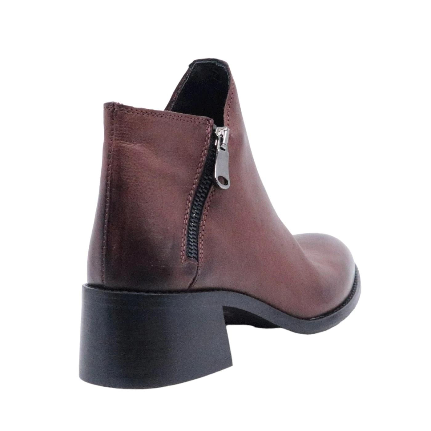 Stivaletto da donna Curiositè in pelle morbida di colore bordeaux 