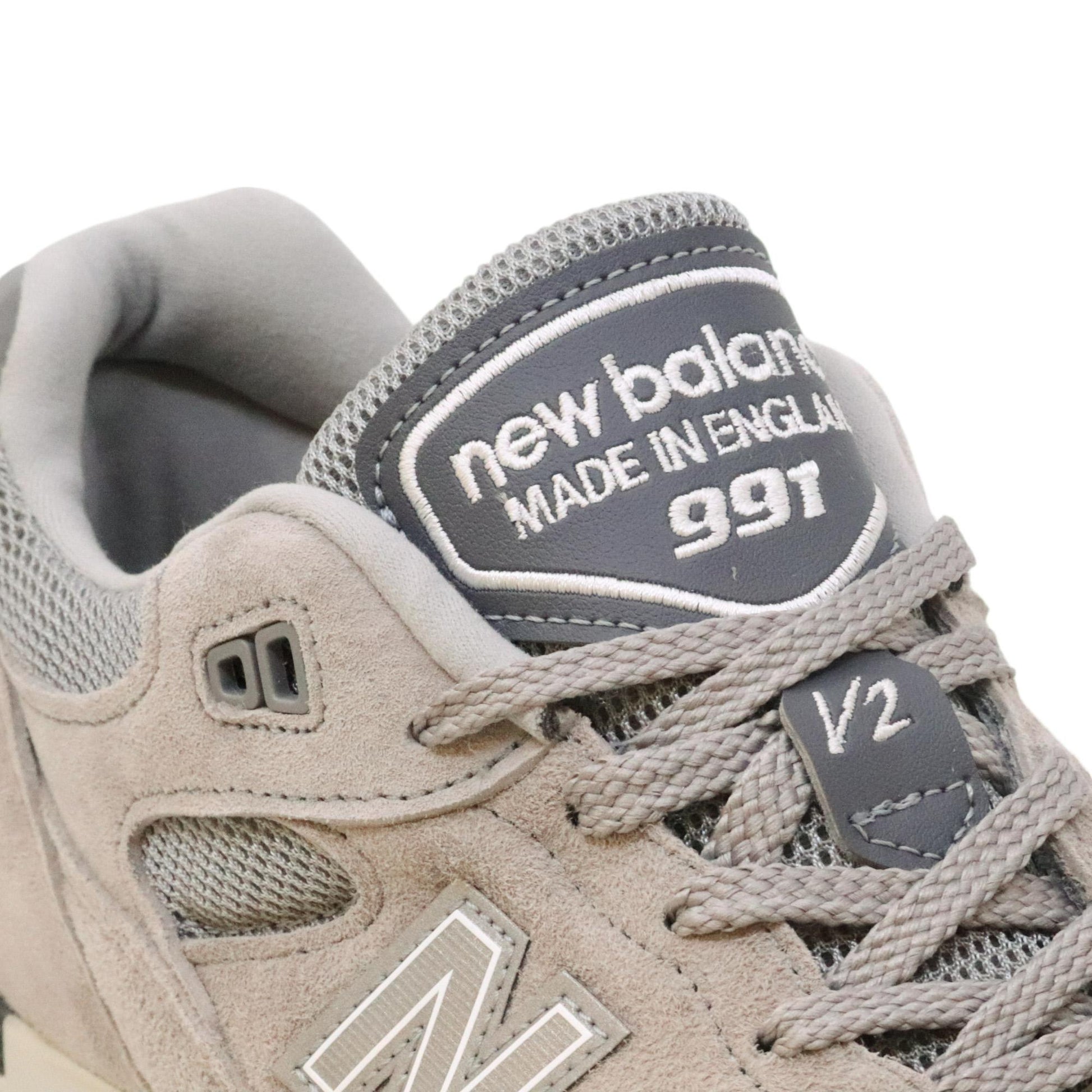 New Balance 991 V2 sneaker in camoscio grigio 