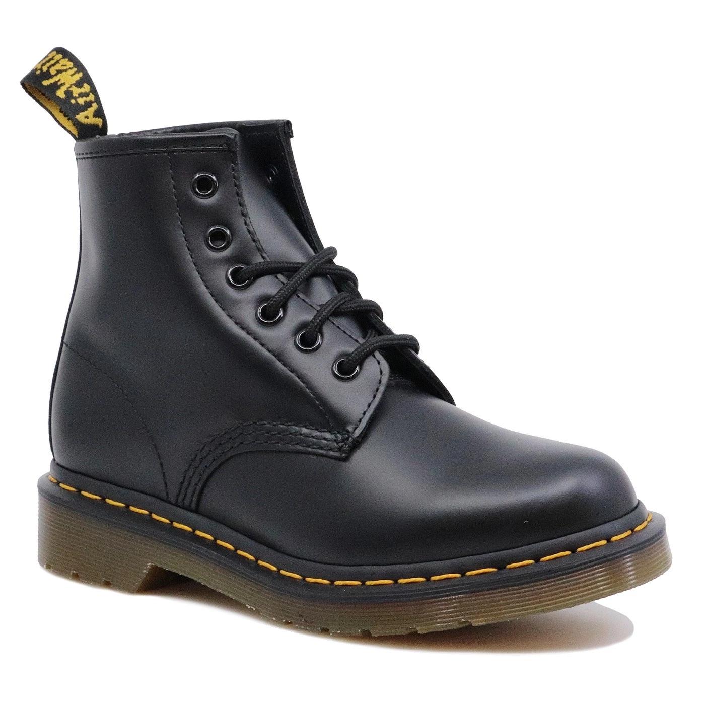 Dr. Martens 101 YS Anfibio in pelle smooth nera 
