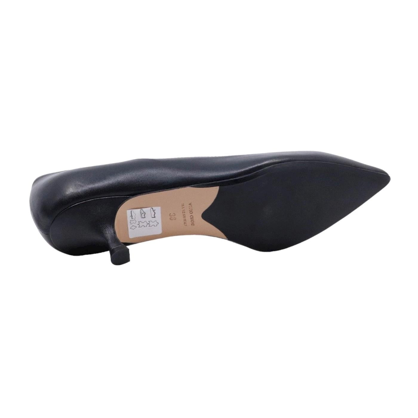 Décolleté donna Anna F 7370 in elegante pelle di colore nero 