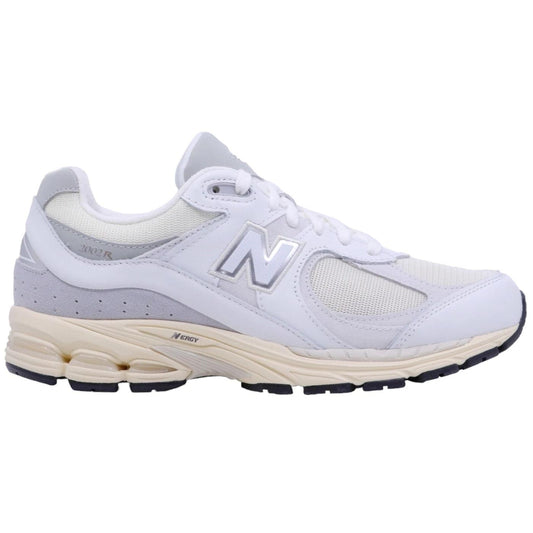 New Balance 2002RIA sneaker unisex in pelle bianca 