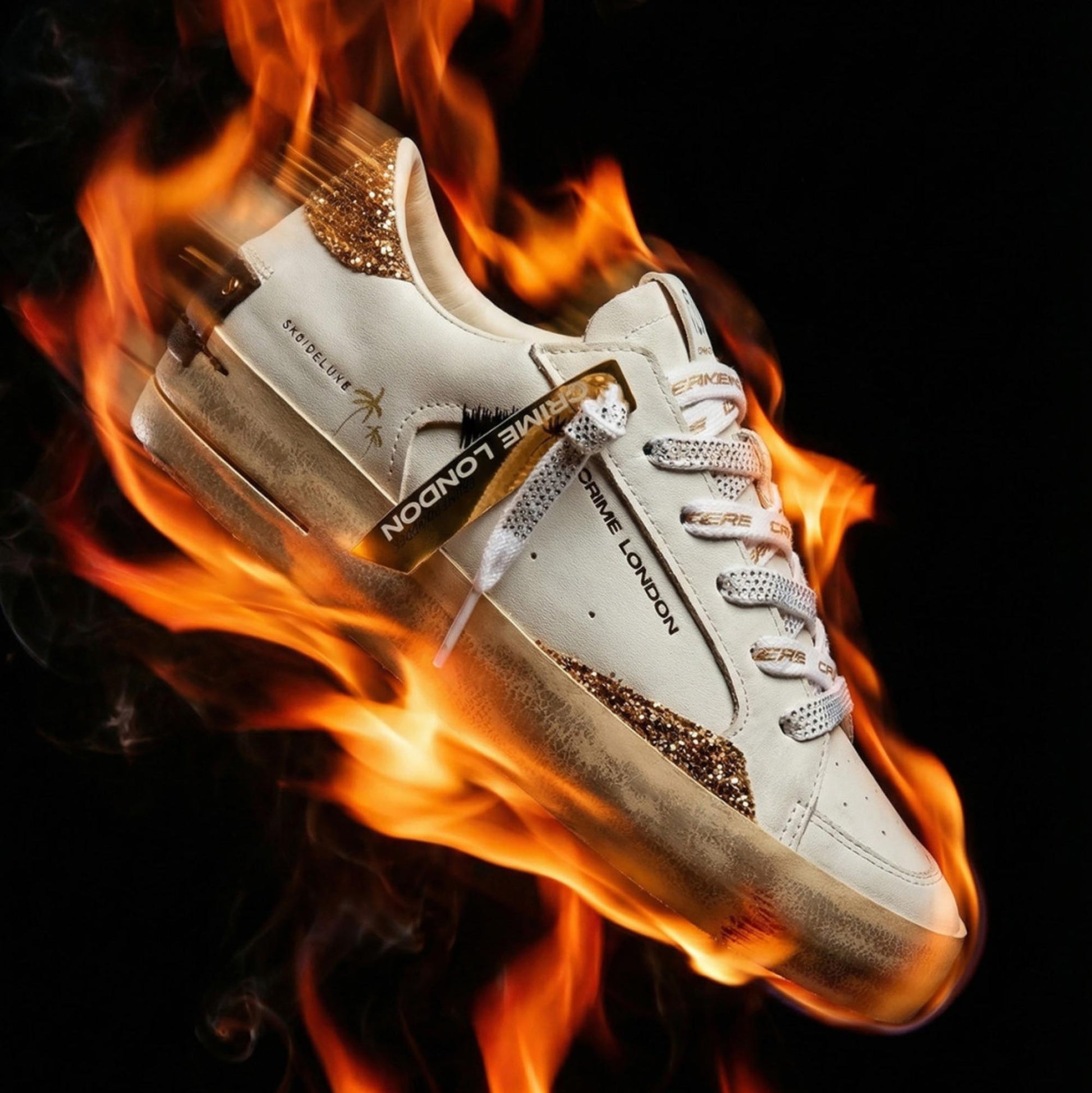 Crime London SK8 Deluxe Tequila Night 29102 sneaker donna in pelle bianca con glitter oro 