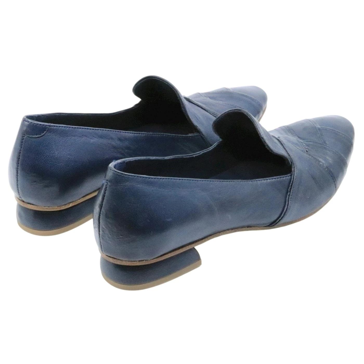 Mocassino donna Kudetà 414700 in pelle blu e dettaglia in nero 
