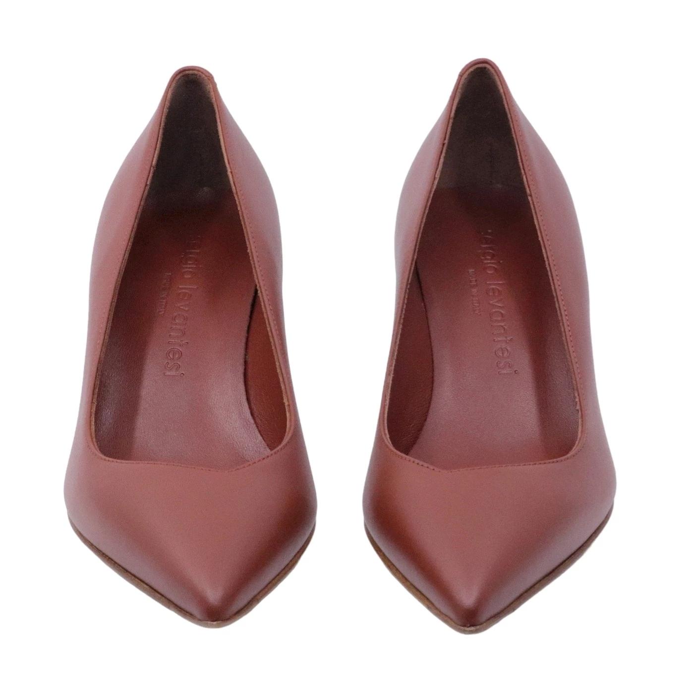 Décolleté Sergio Levantesi da donna realizzata in pelle opaca di colore marrone 