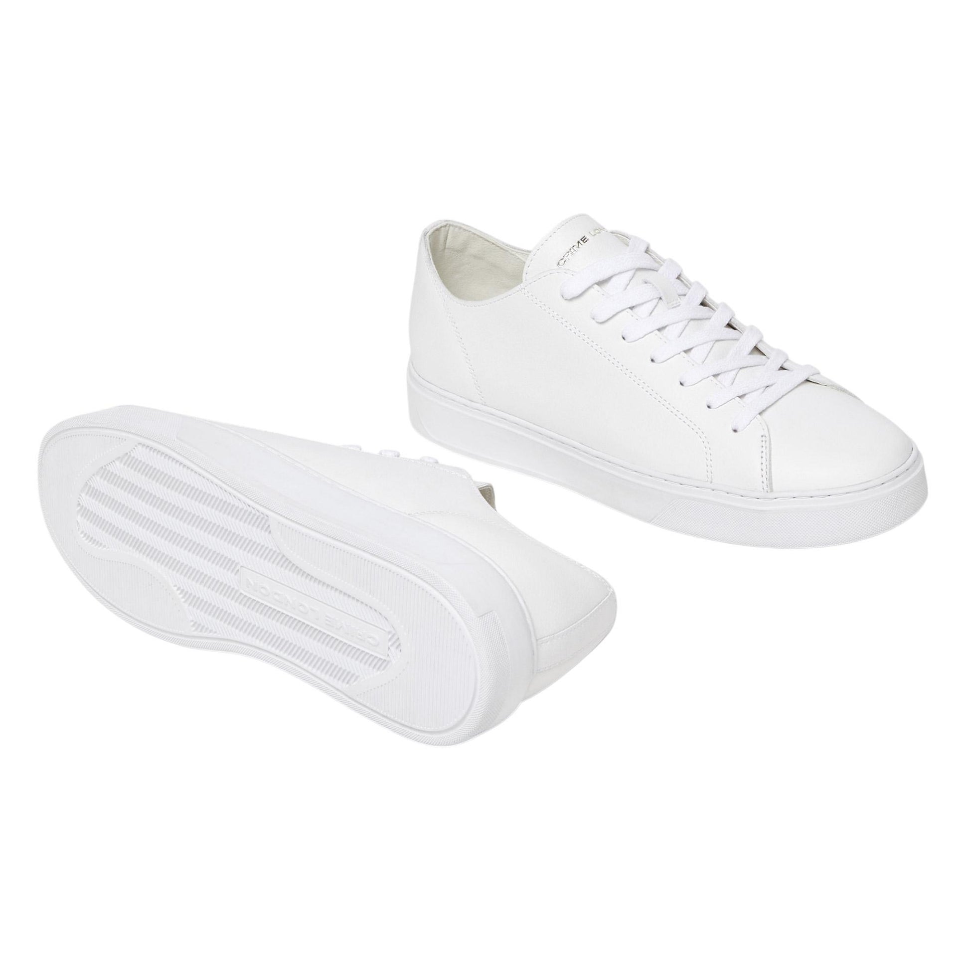 Sneaker uomo Crime London Raw Cut 17650 in morbida pelle sfoderata di colore bianco 