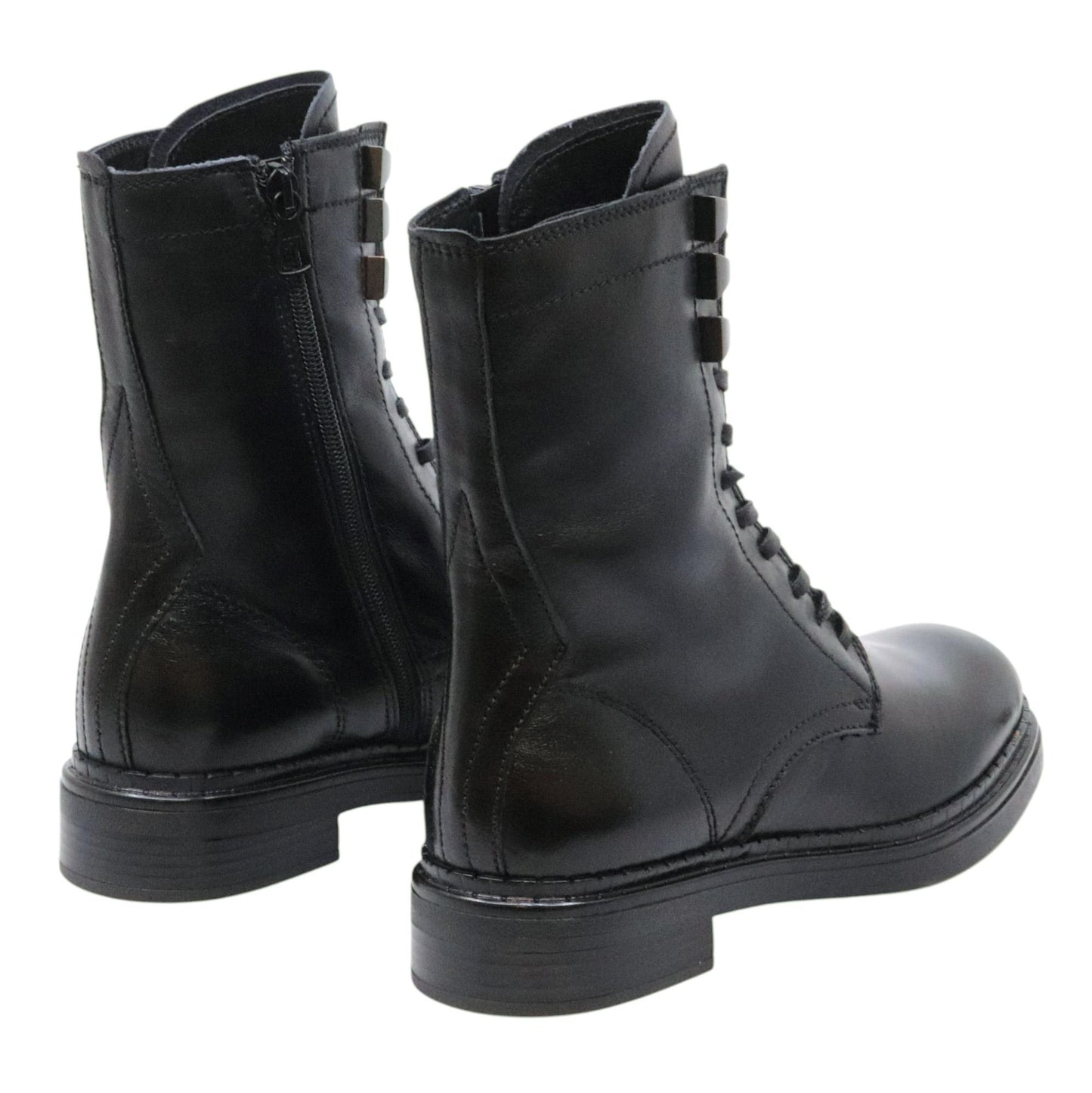 Mjus L93202 anfibio donna in pelle nera con punta quadrata 