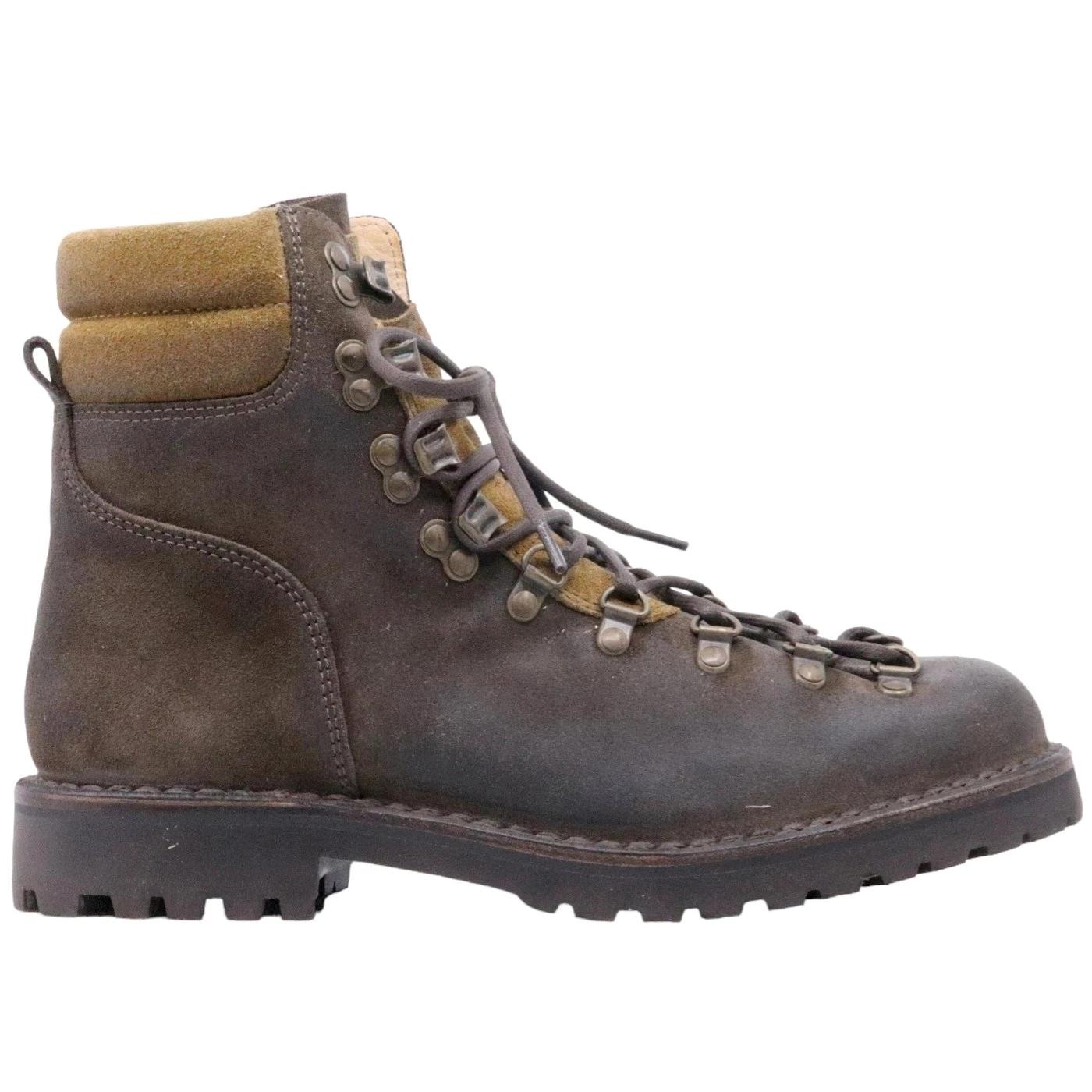 Stivaletto Pedula da uomo Astorflex Rockflex realizzato in pelle ingrassata 