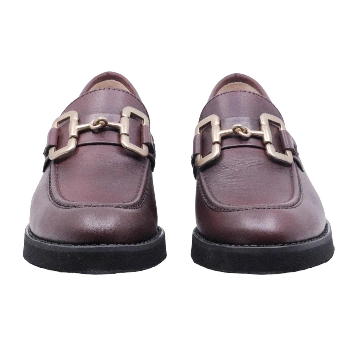 Mocassino donna Le Briella Z800F in pelle nappata di colore bordeaux con morsetto 