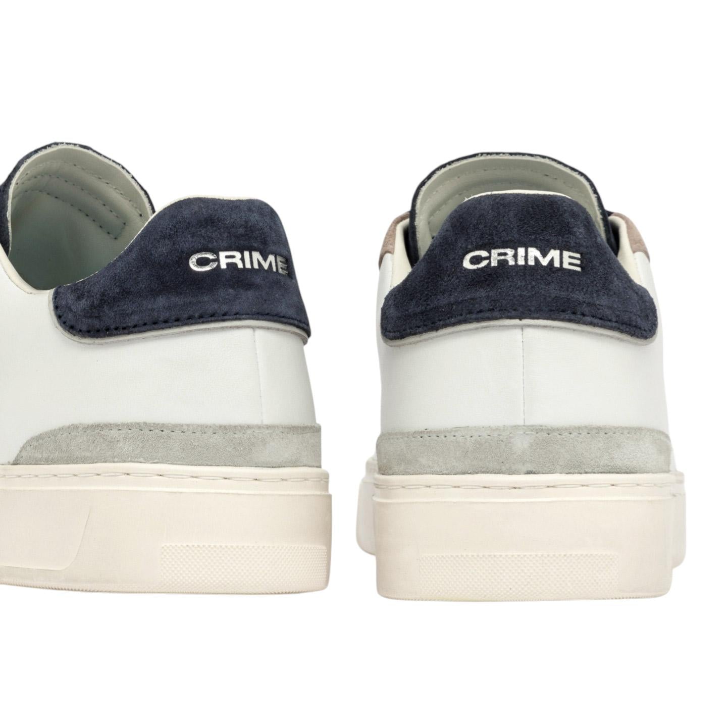 Sneaker uomo Crime London Blade 14700 in pelle bianca con talloncino in camoscio blu 