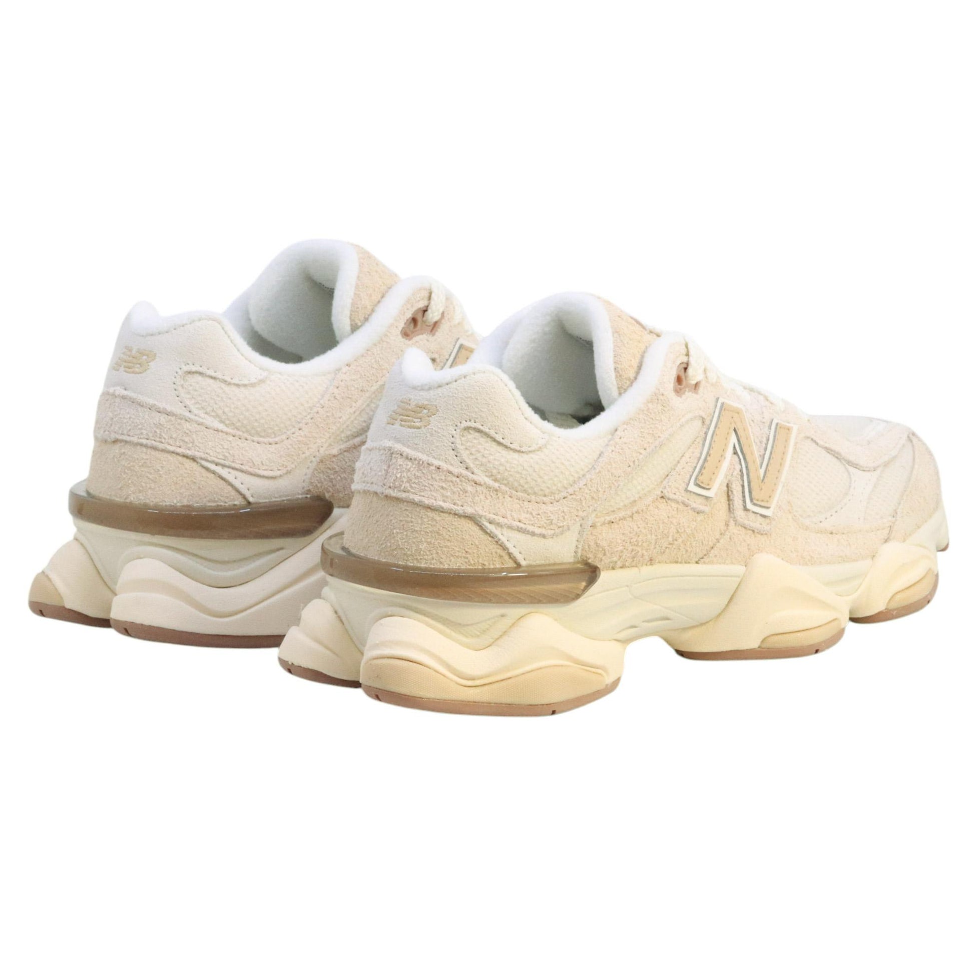 New Balance U9060CCB Bisque sneaker donna in tessuto biscotto 