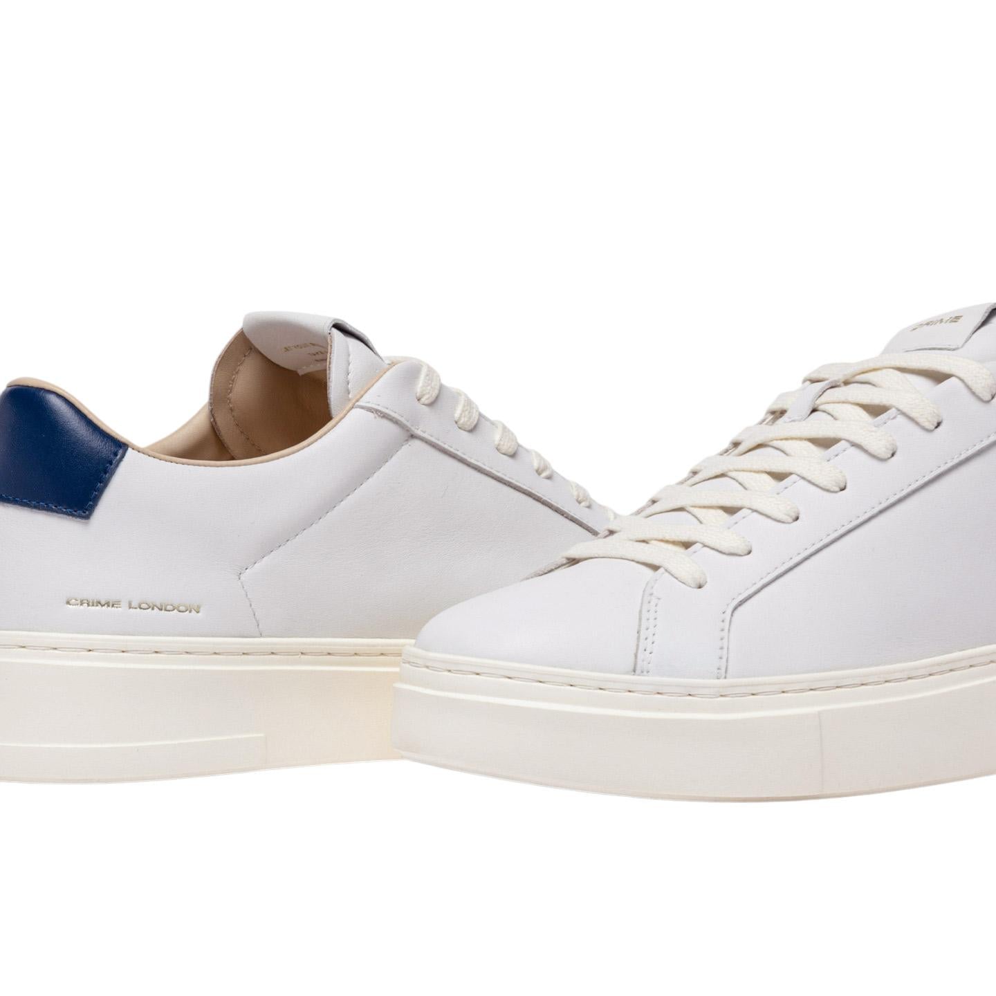 Sneaker uomo Crime London 14901 Extralight in pelle bianca e talloncino blu 