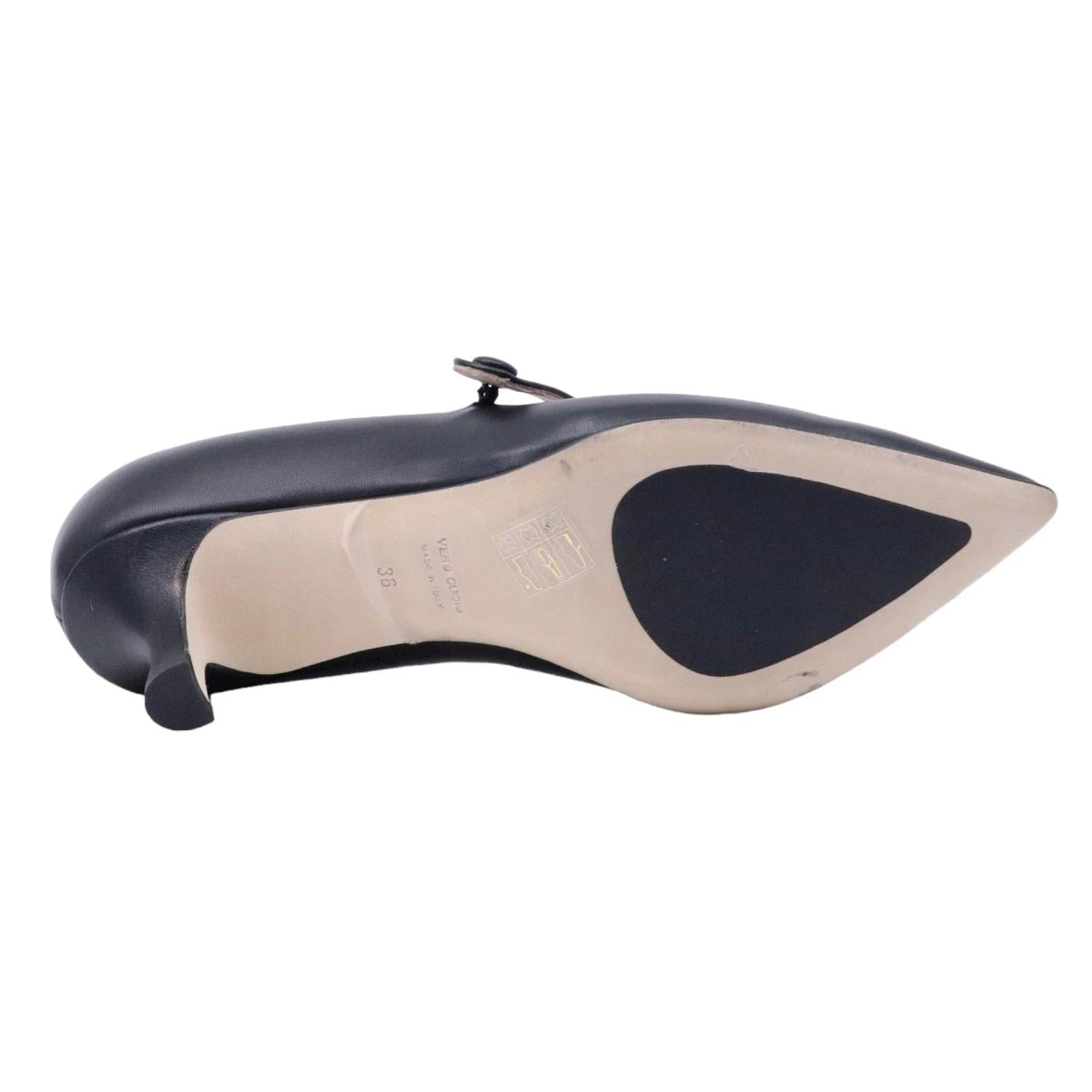 Décolleté donna Le Briella Z893 in elegante pelle di colore nero con cintino 