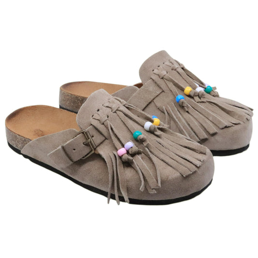Sabot Ranye Noemi pelle scamosciata taupe con frange e perline 