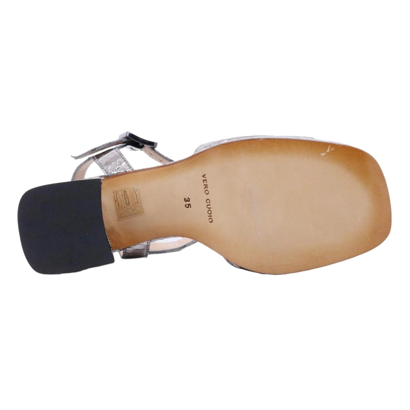 Sandalo Triver Flight da donna realizzato in morbida pelle specchiata 