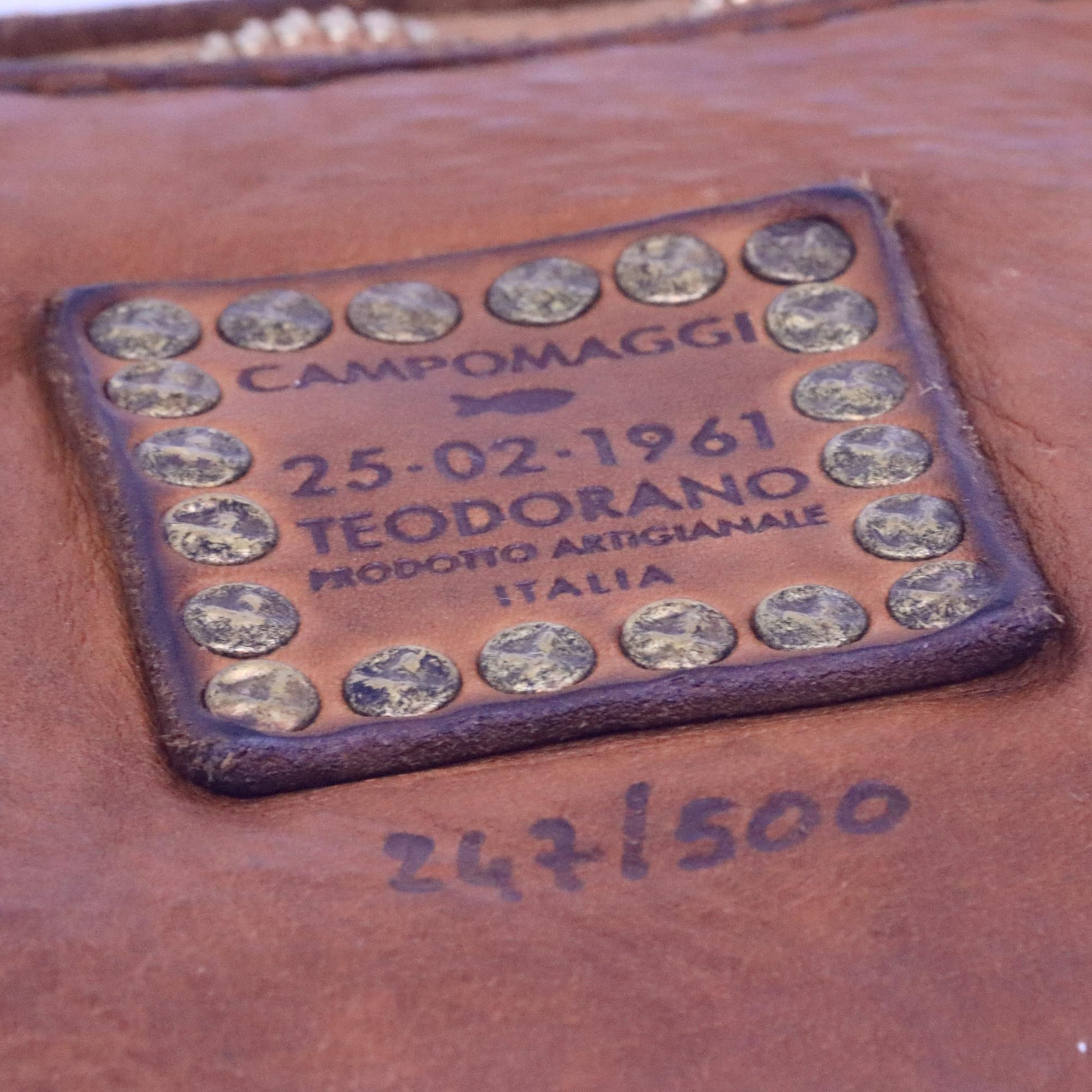 Campomaggi Sofia Bag Anniversary C046470ND-X1755 borsa monospalla donna in pelle cognac edizione limitata 247/500 
