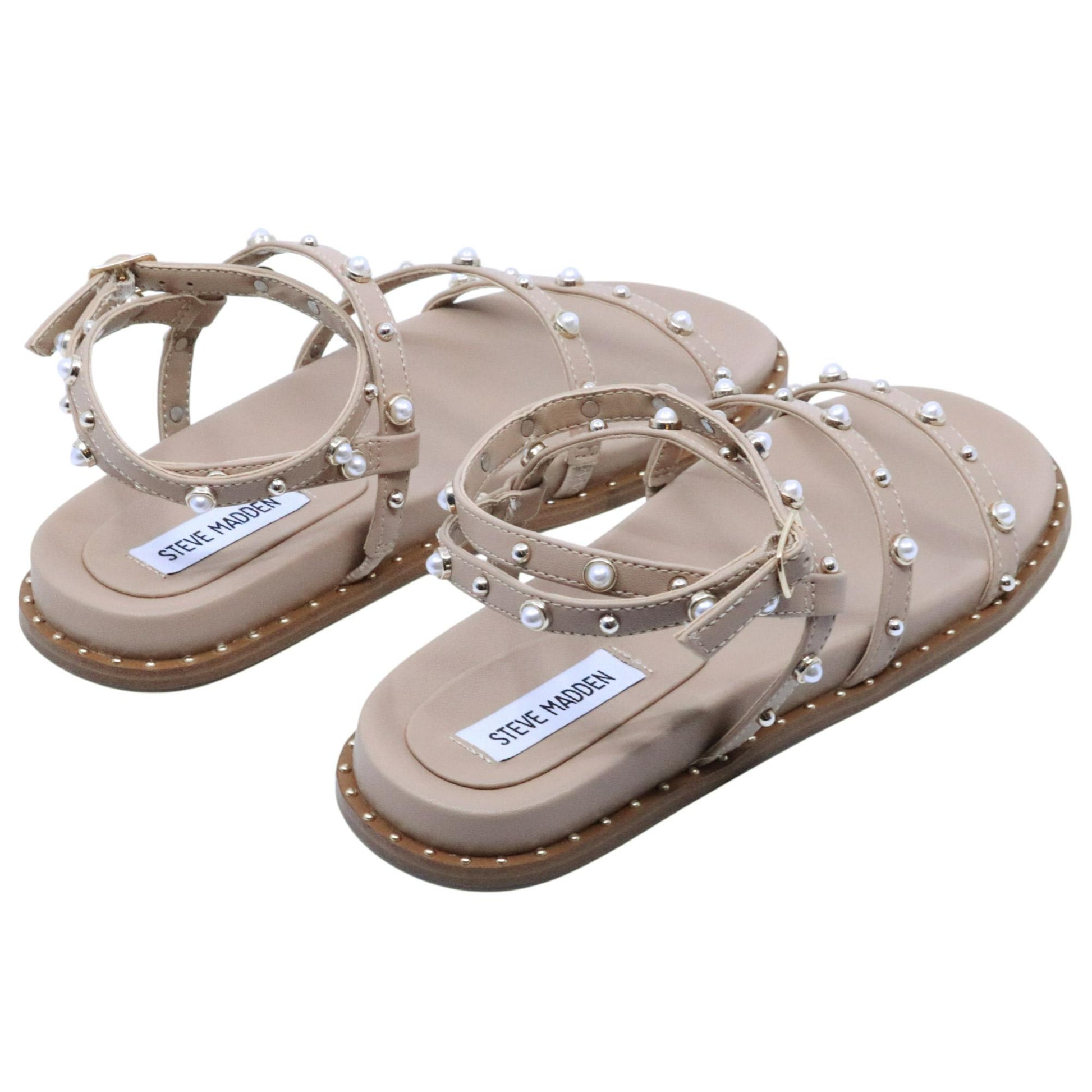 Sandalo Steve Madden Stormie in similpelle tan con borchie 