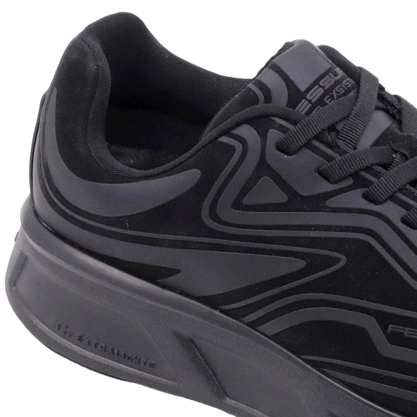 Sneaker Fessura Runflex #02 in nabuk nero 