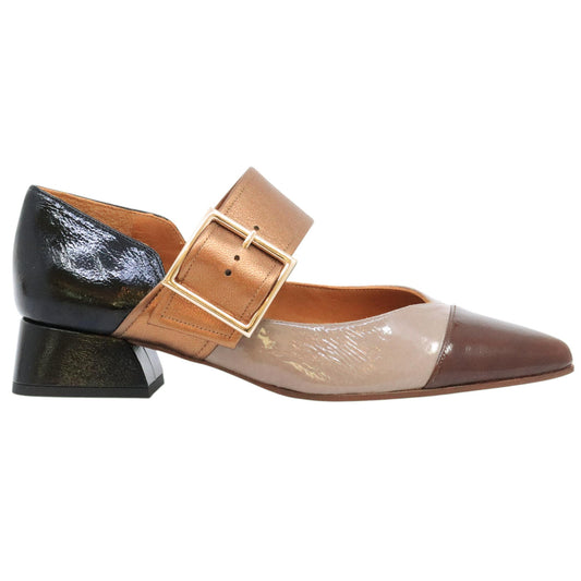 Decolletè Chie Mihara Hebas in pelle lucida marrone e taupe 