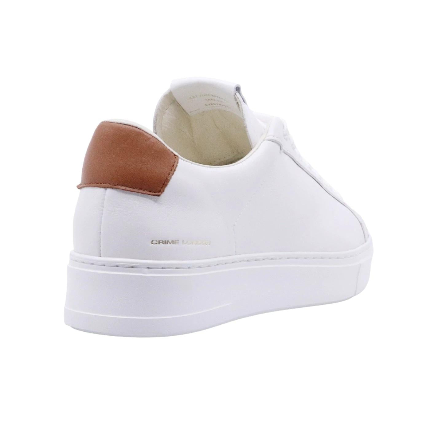 Sneaker uomo Crime London modello Extralight in morbida pelle bianca 