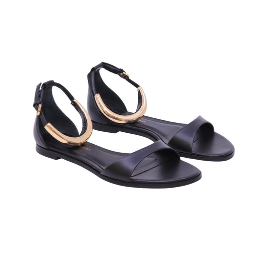 Carrano 699039 sandalo basso donna in pelle nera con accessorio oro 