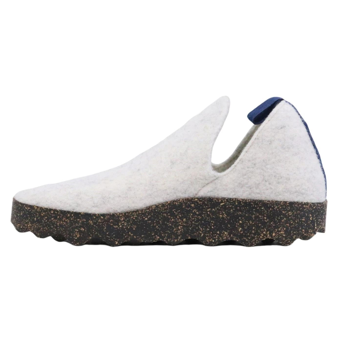 Scarpa Asportuguesas in lana naturale bianca 