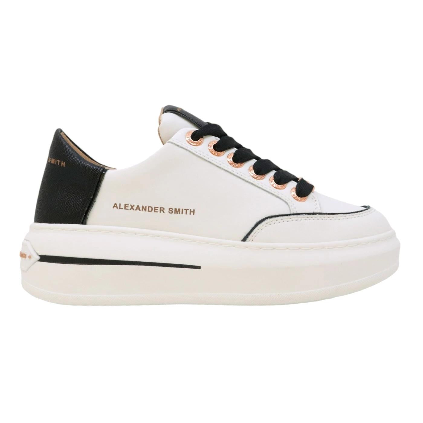 Sneaker donna Alexander Smith Lancaster in pelle bianca e nera 