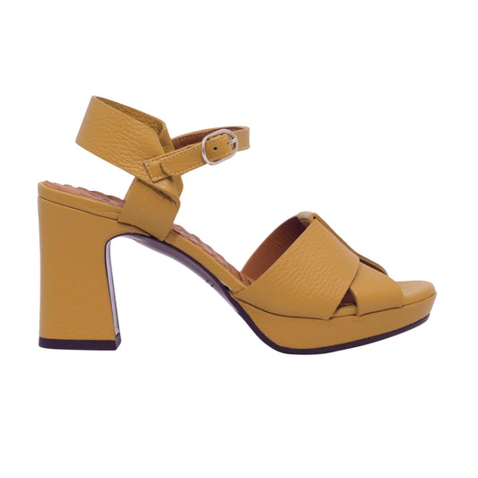 Chie Mihara Kiela Dijon sandalo donna in pelle giallo senape con tacco e plateau 