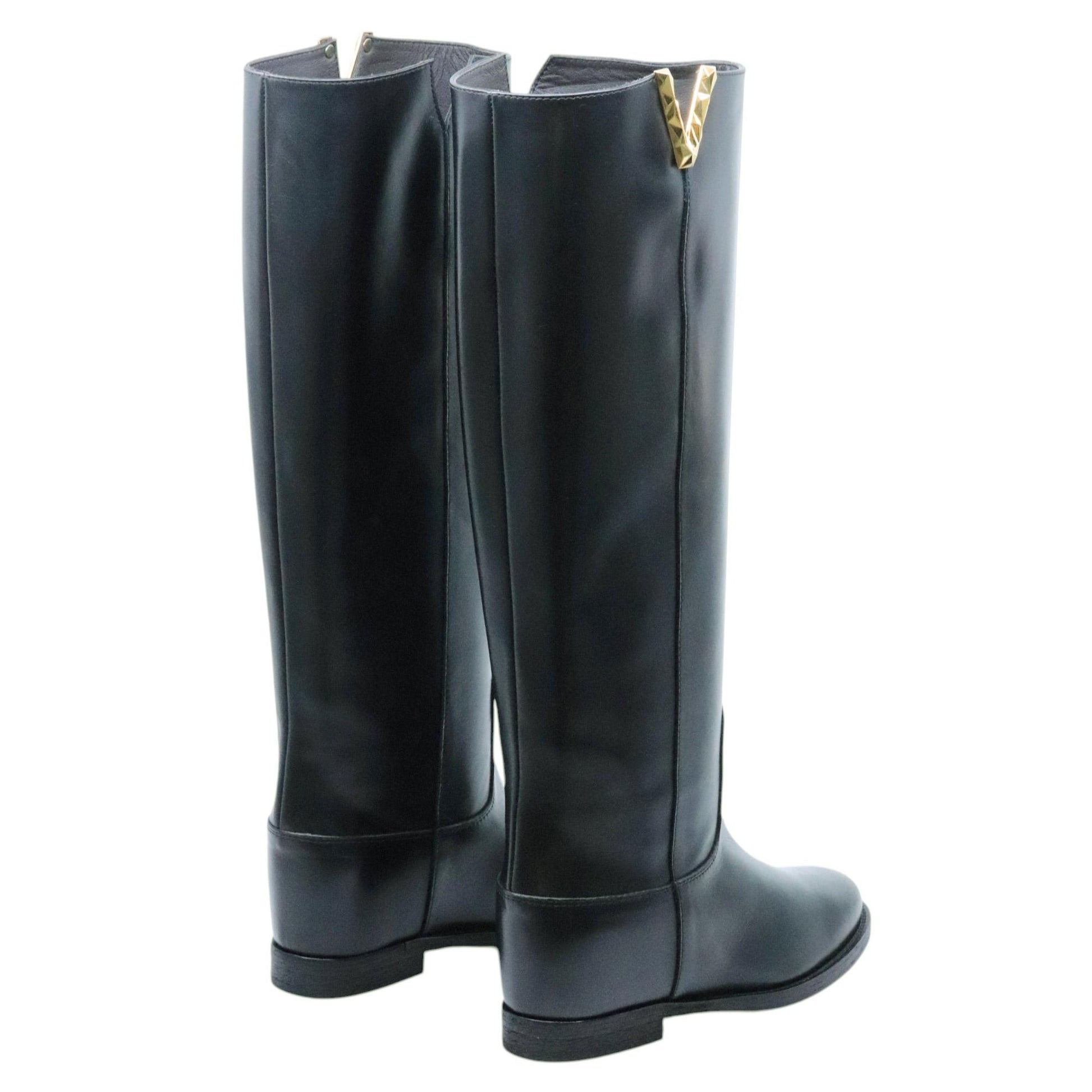 Via Roma 15 4055 Santa Monica stivale donna in pelle nera con V dorata 