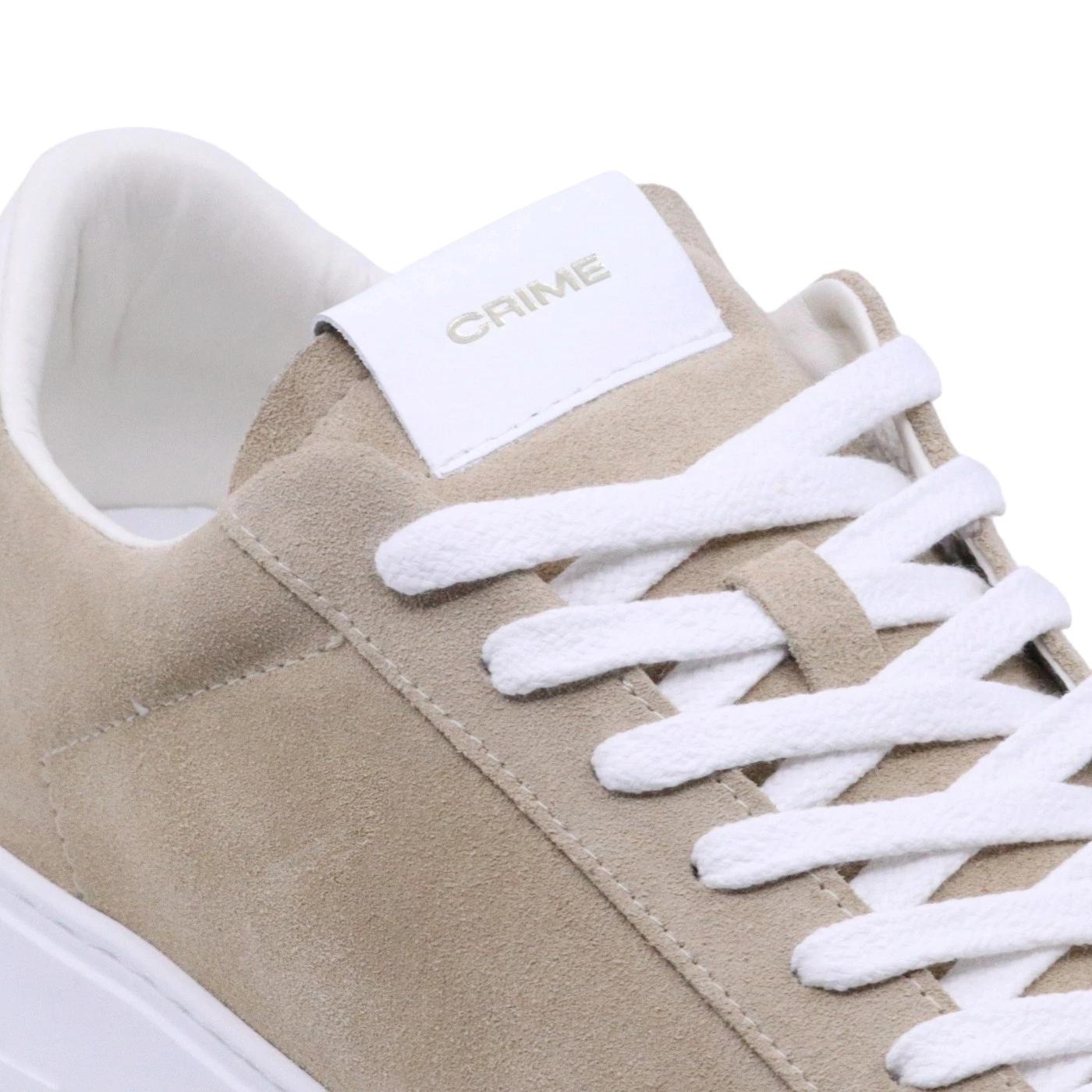 Sneaker uomo Crime London Extralight 16800  in morbido camoscio beige 