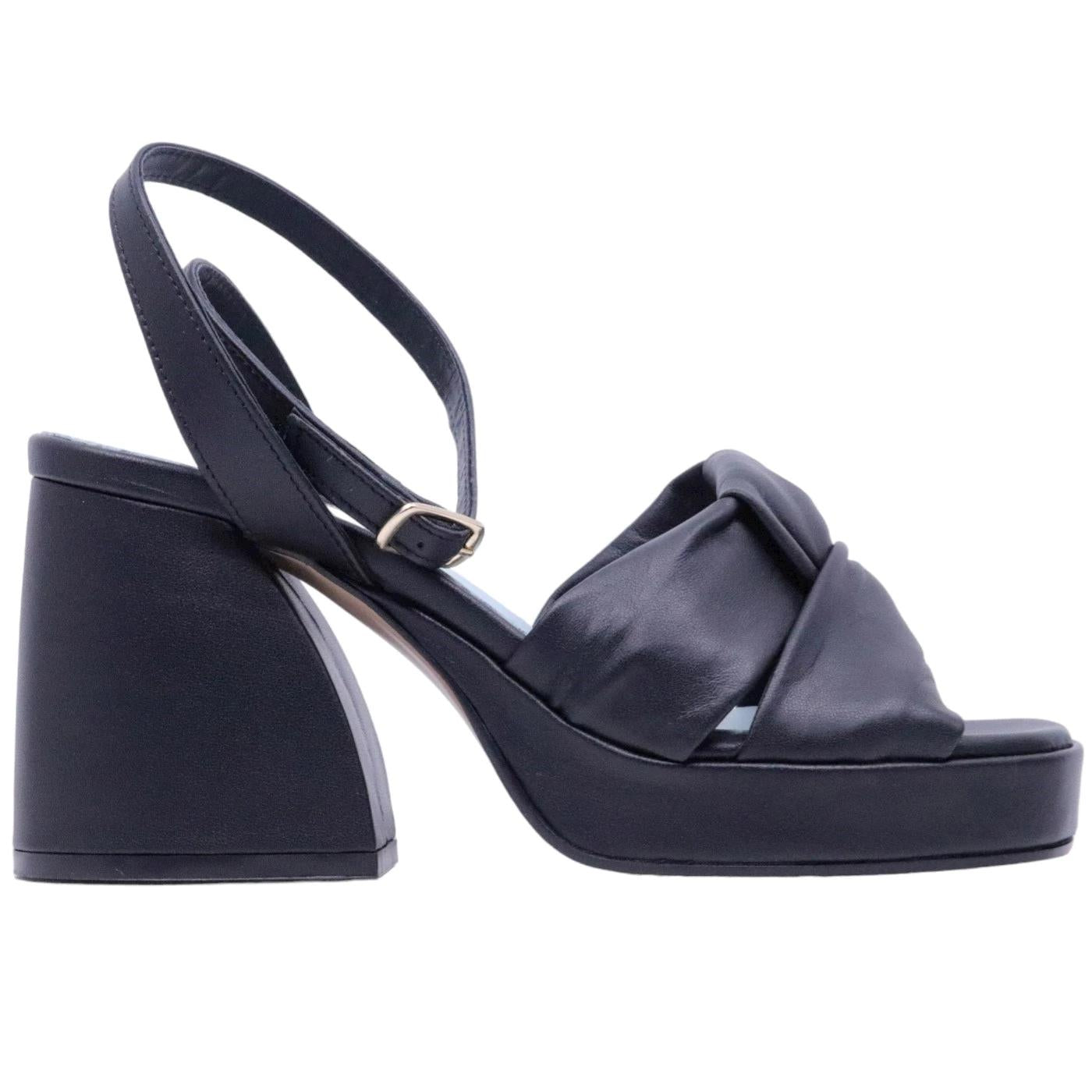 Sandalo donna Poesie Veneziane in pelle di colore nera 