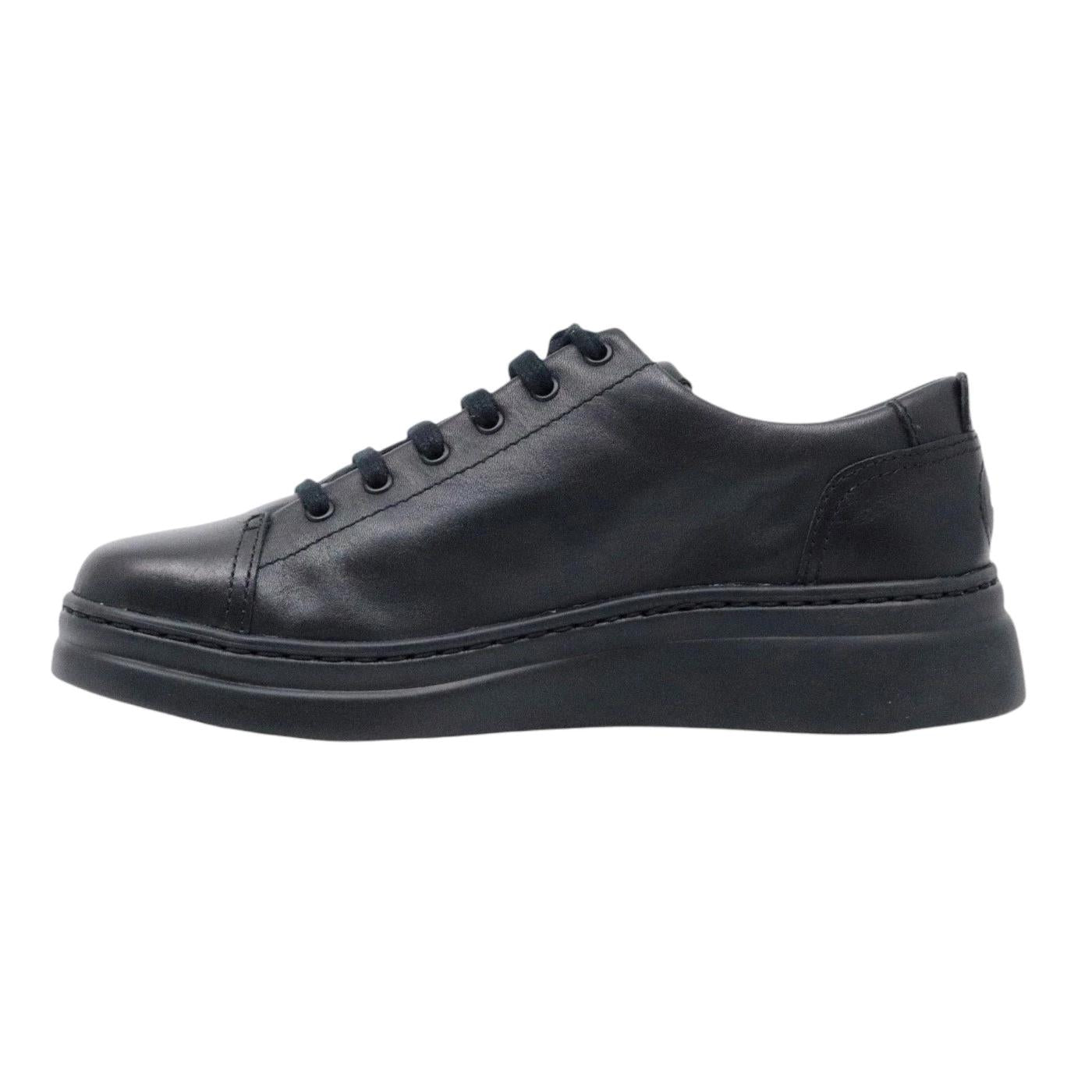 Sneaker donna Camper in pelle di colore nero 