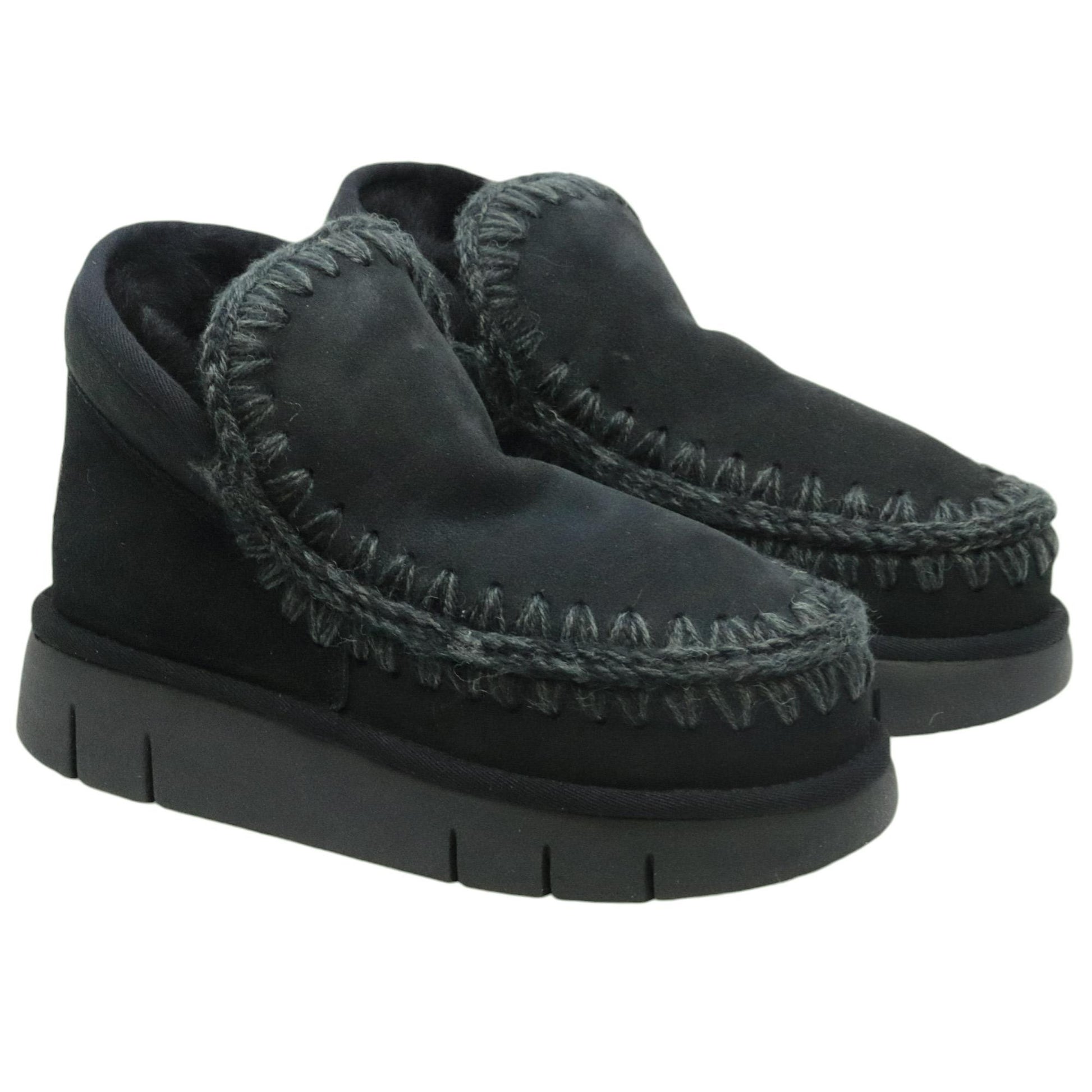 Sneaker MOU Eskimo Bounce 531009 in pelle di montone nero. ESKIMOBOUN-SNEABKBLACK MOU