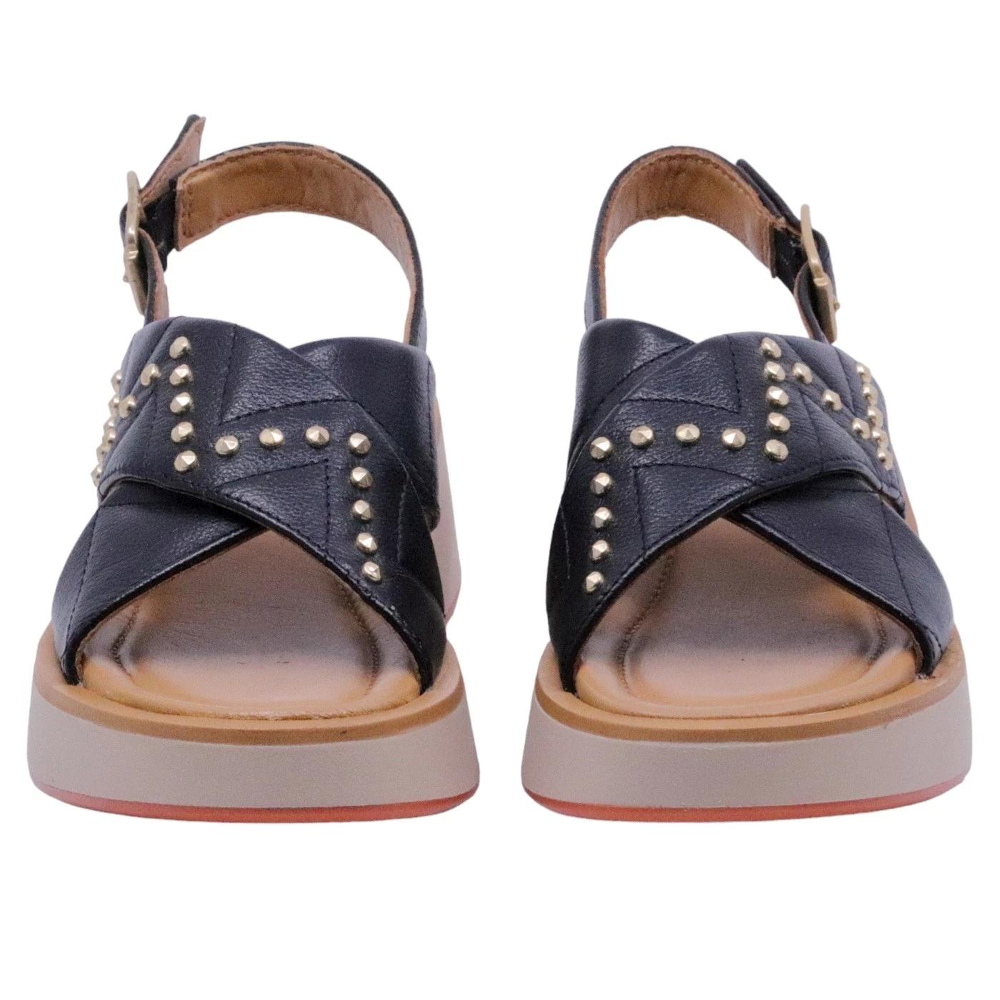 Sandalo zeppa Mjus T99002 in pelle nera con brochie oro 