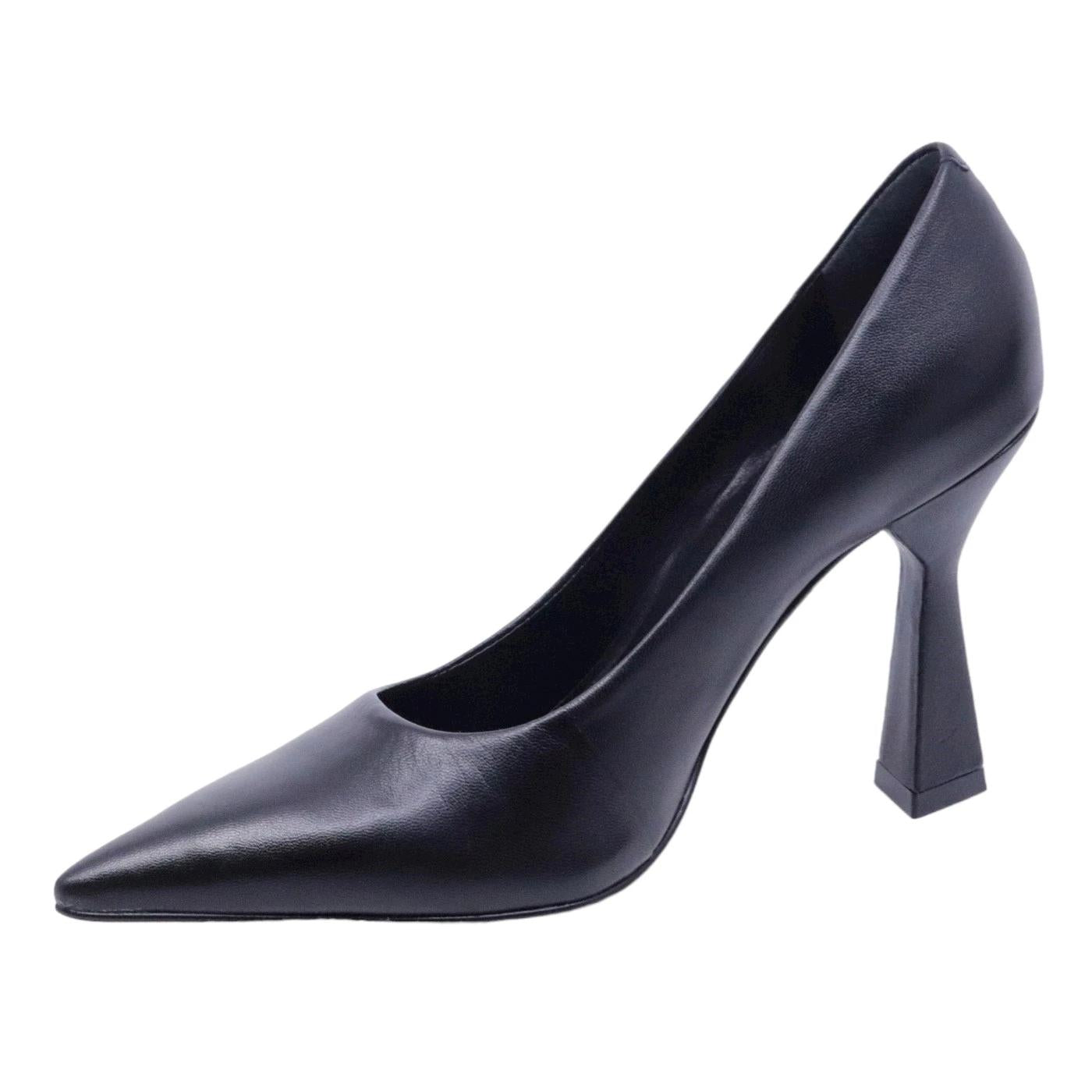 Décolleté donna Carrano 613001 in pelle vernice di colore nero 