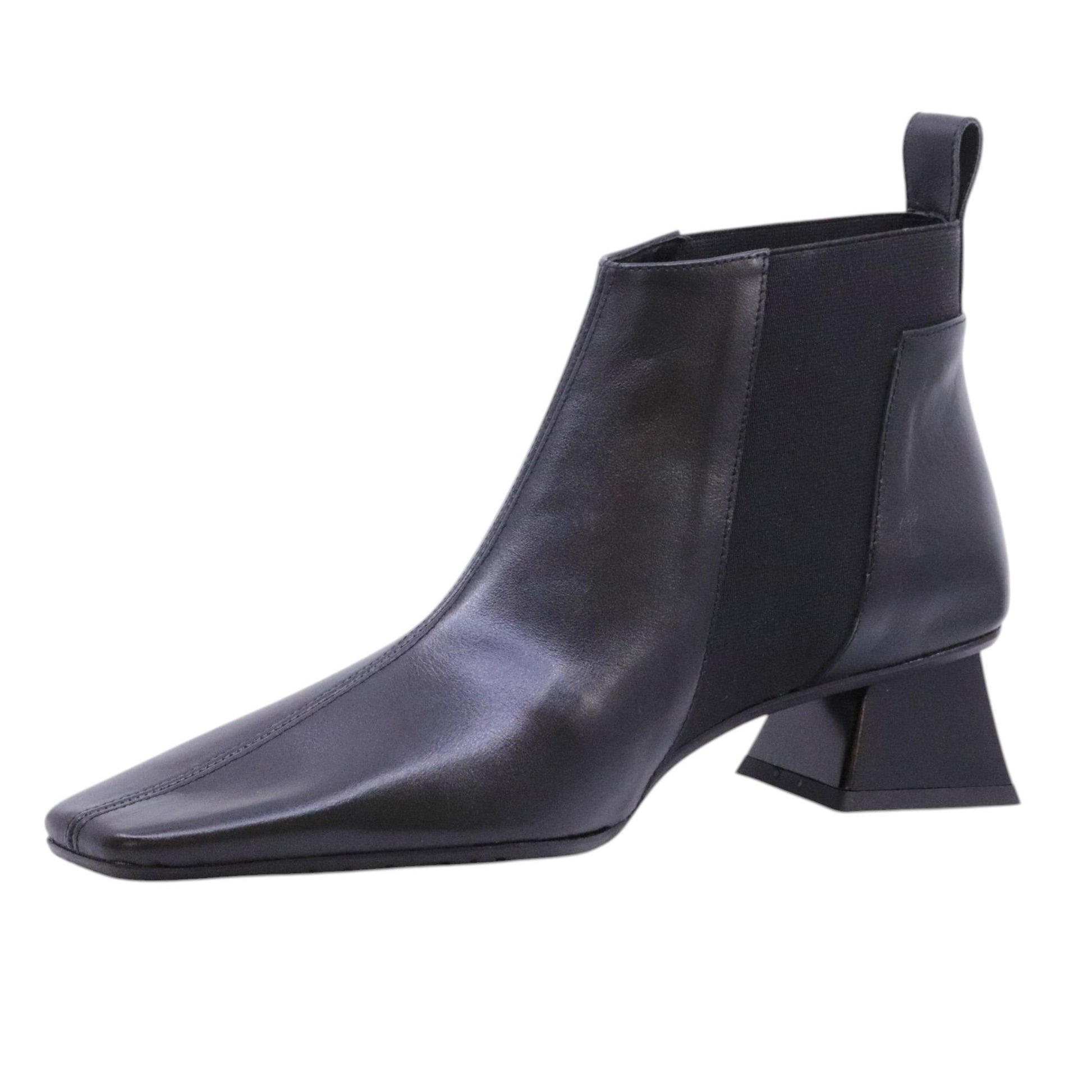Ras 8284 stivaletto donna in pelle nera con elastici 