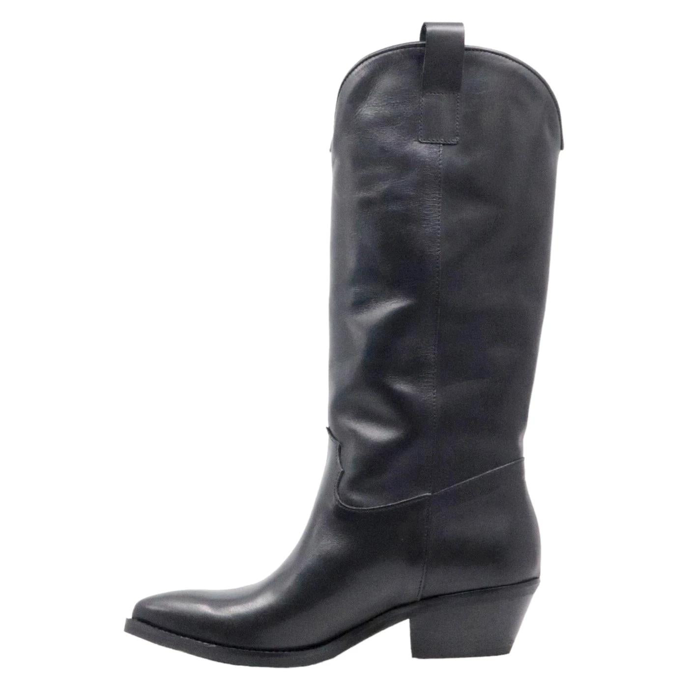 Texano donna Ranyé Jennifer realizzato in pelle nappa di colore nero 