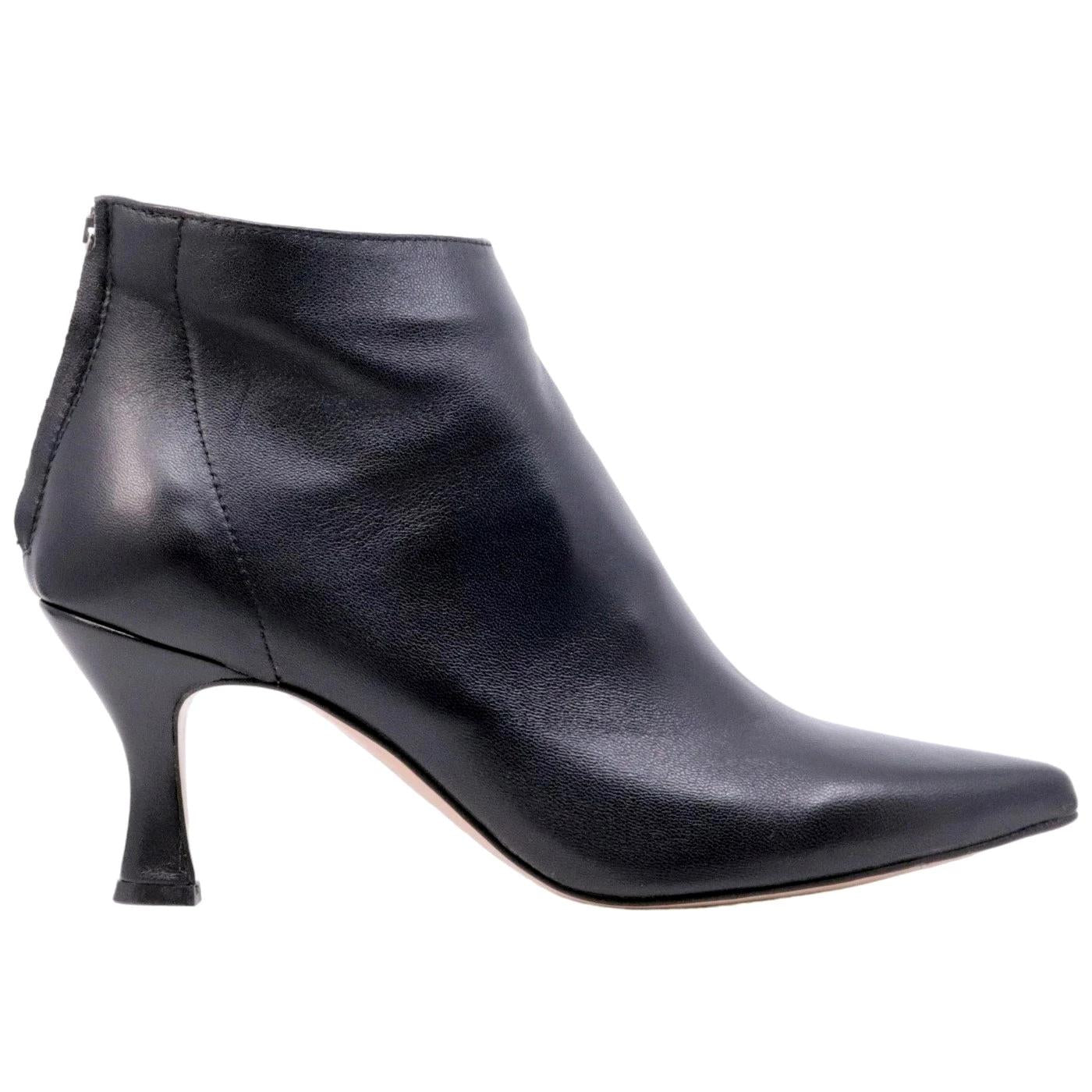 Tronchetto donna Ranyé 130 in pelle nera 