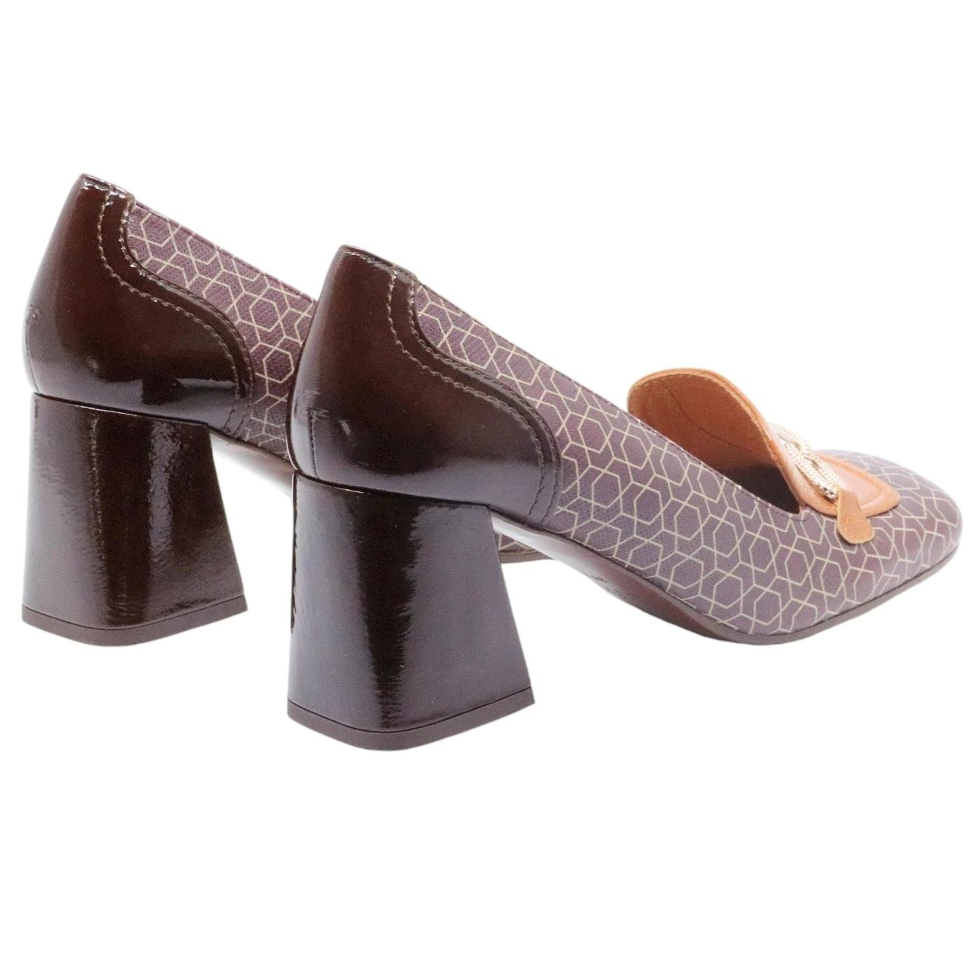 Mocassino con tacco Chie Mihara Sotel in pelle marrone scuro e ocra 