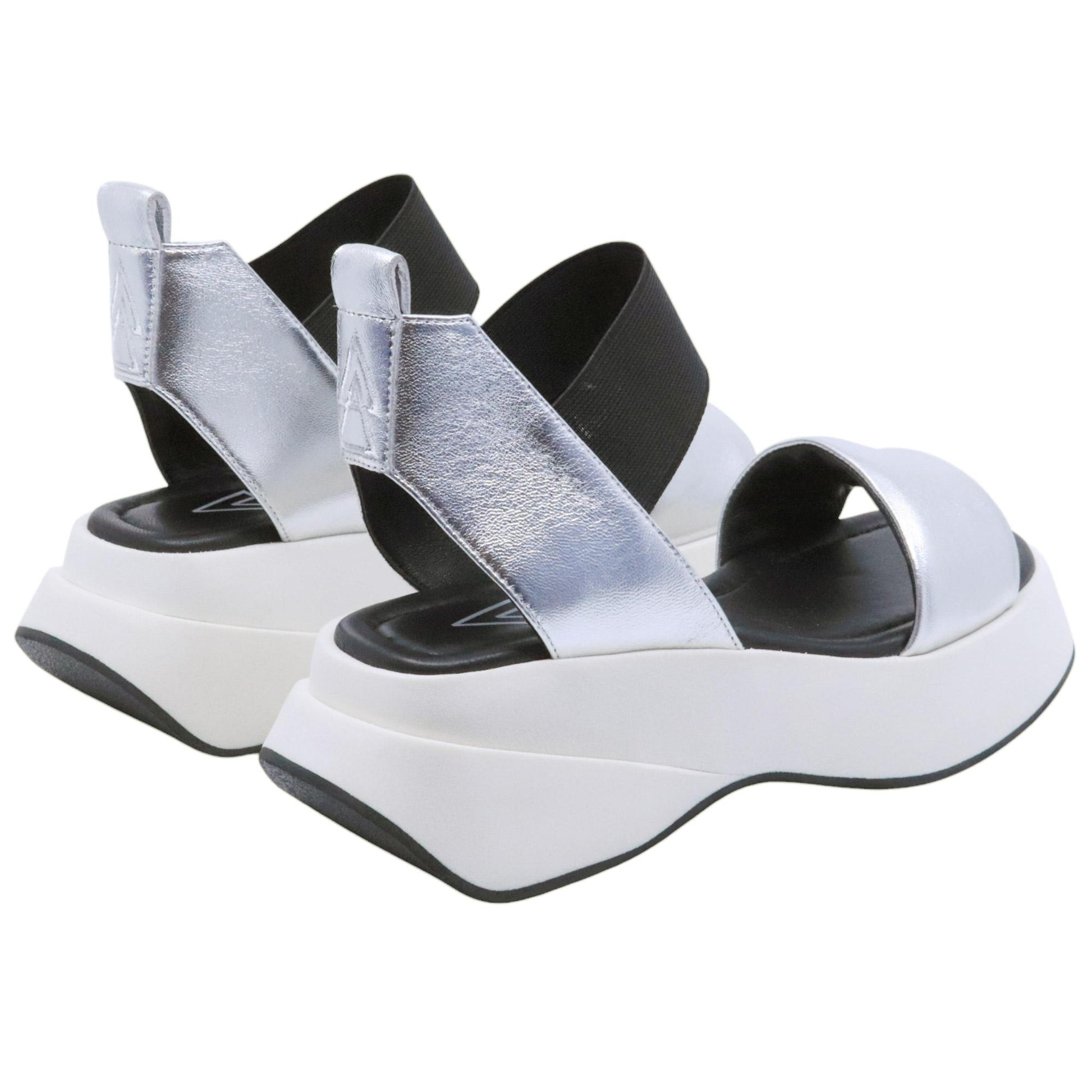 Sandalo donna Elena Iachi C22 in pelle argento 