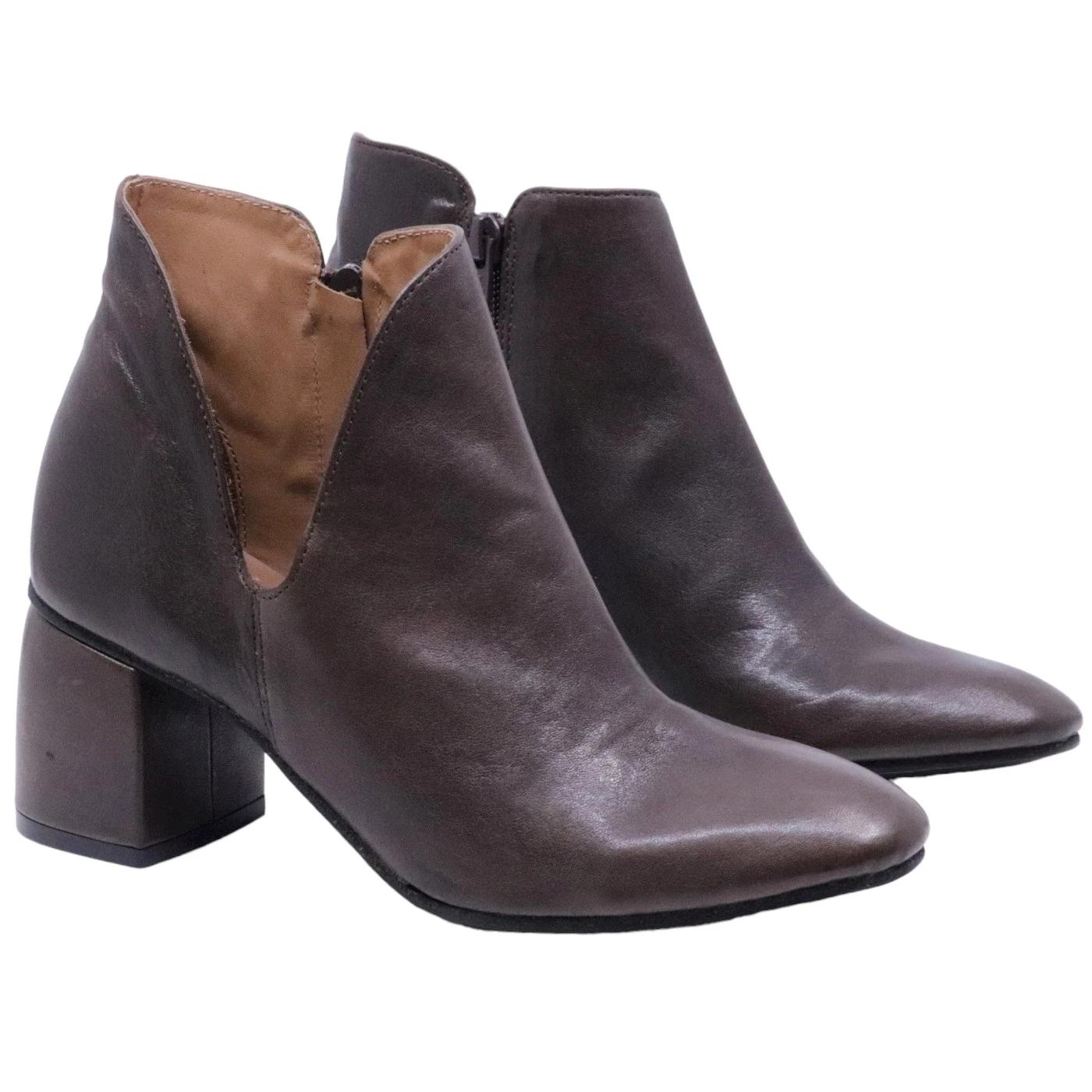 Stivaletto donna Kudetà in morbida pelle di colore marrone 