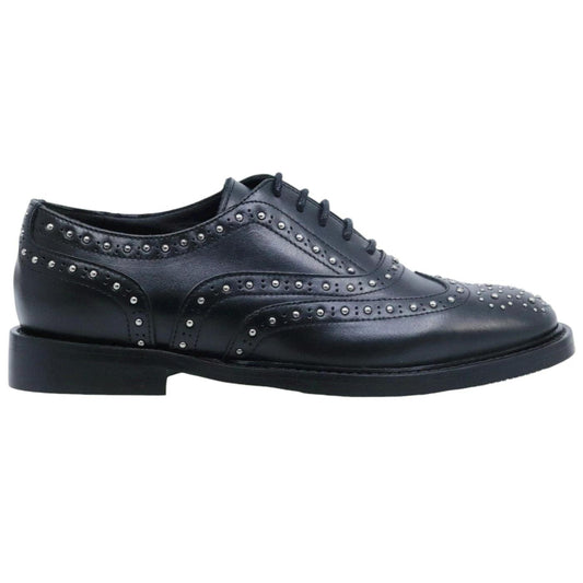 Allacciata donna Anna F 1746 in pelle nera con borchiette 