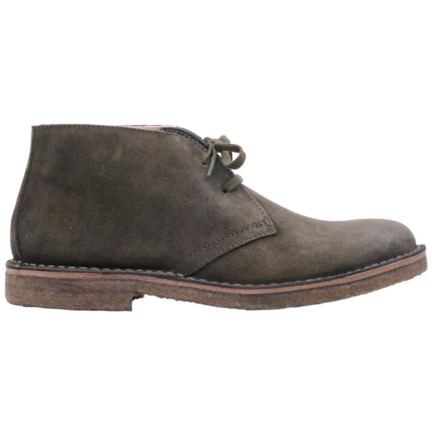 Stivaletto a polacchino Astorflex realizzato in pella scamosciata di colore verde scuro 