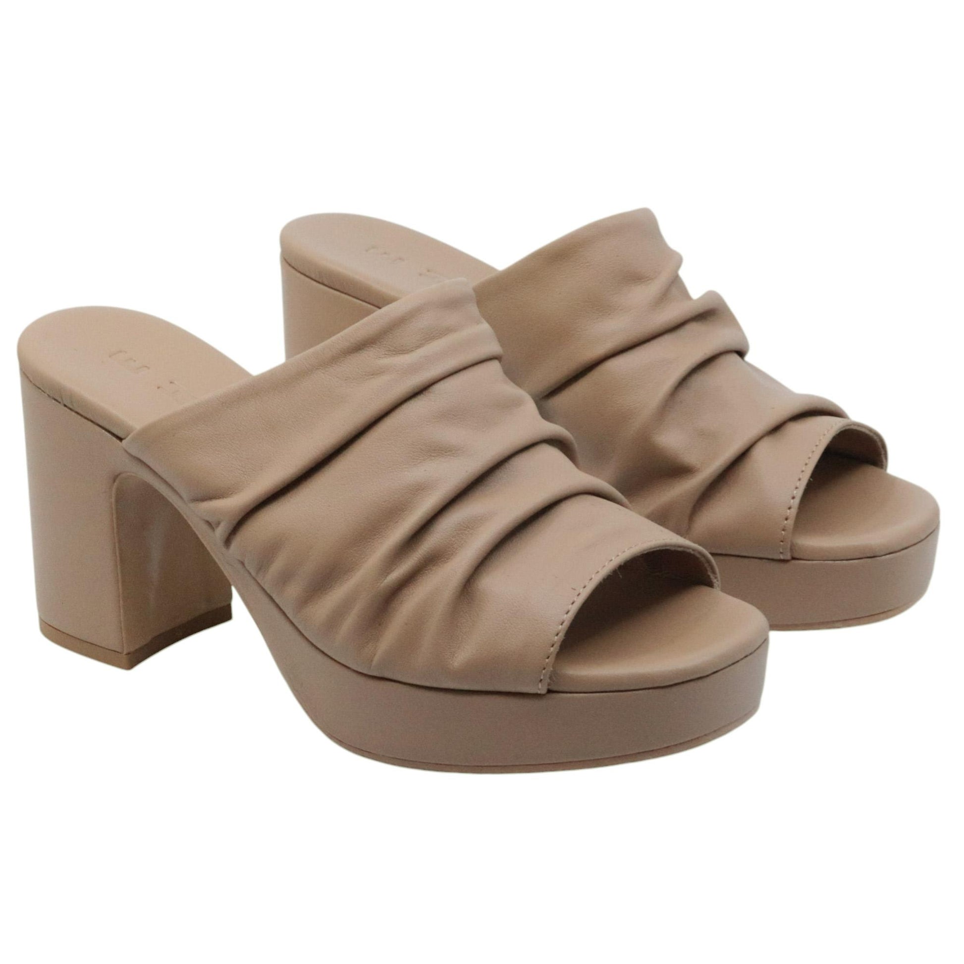 Sandalo con tacco Ehm Randy in pelle camel 