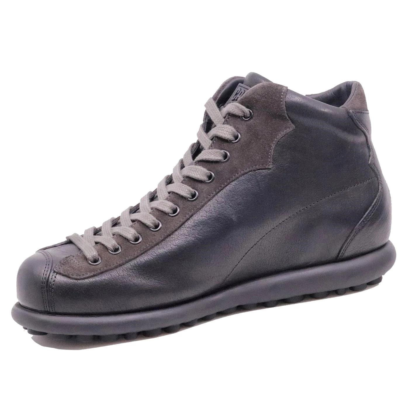 Stivaletto uomo Camper Pelotas Ariel 33766 realizzata in pelle nera 