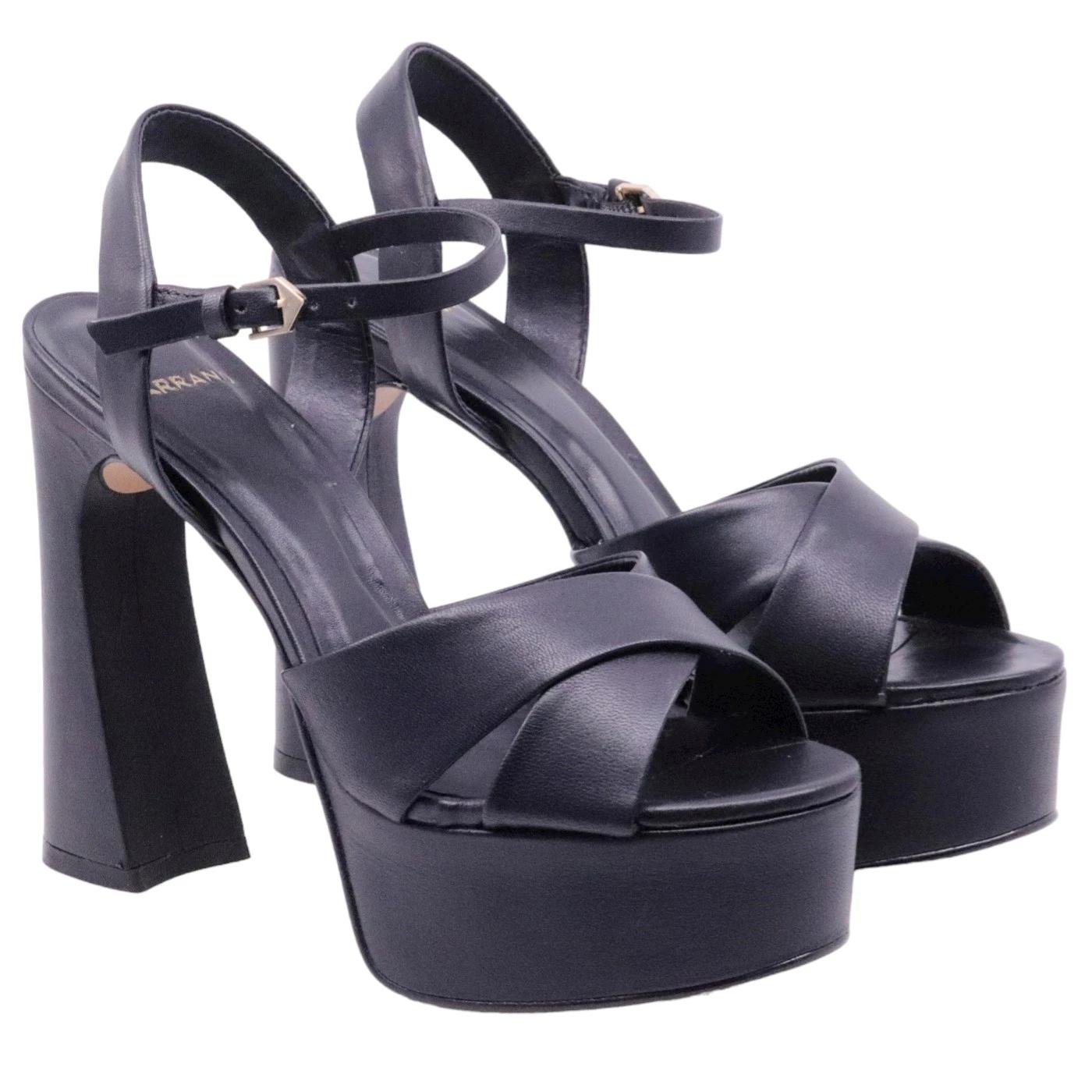 Sandalo donna Carrano 652003 in pelle nera 