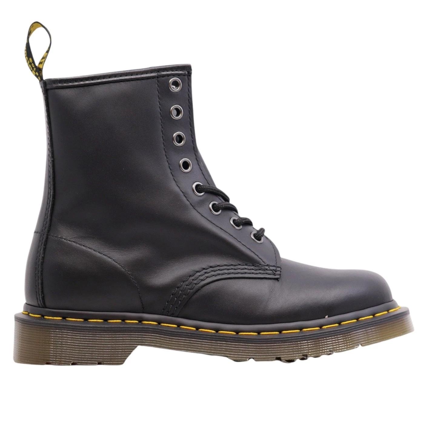 Dr. Martens 1460 anfibio unisex in pelle nappa nera 