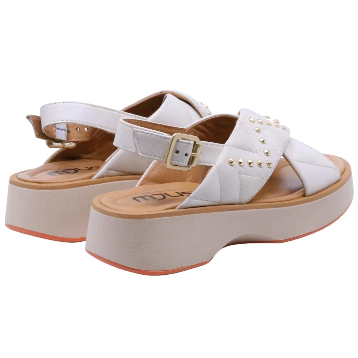 Sandalo zeppa Mjus T99002 in pelle latte con brochie oro 