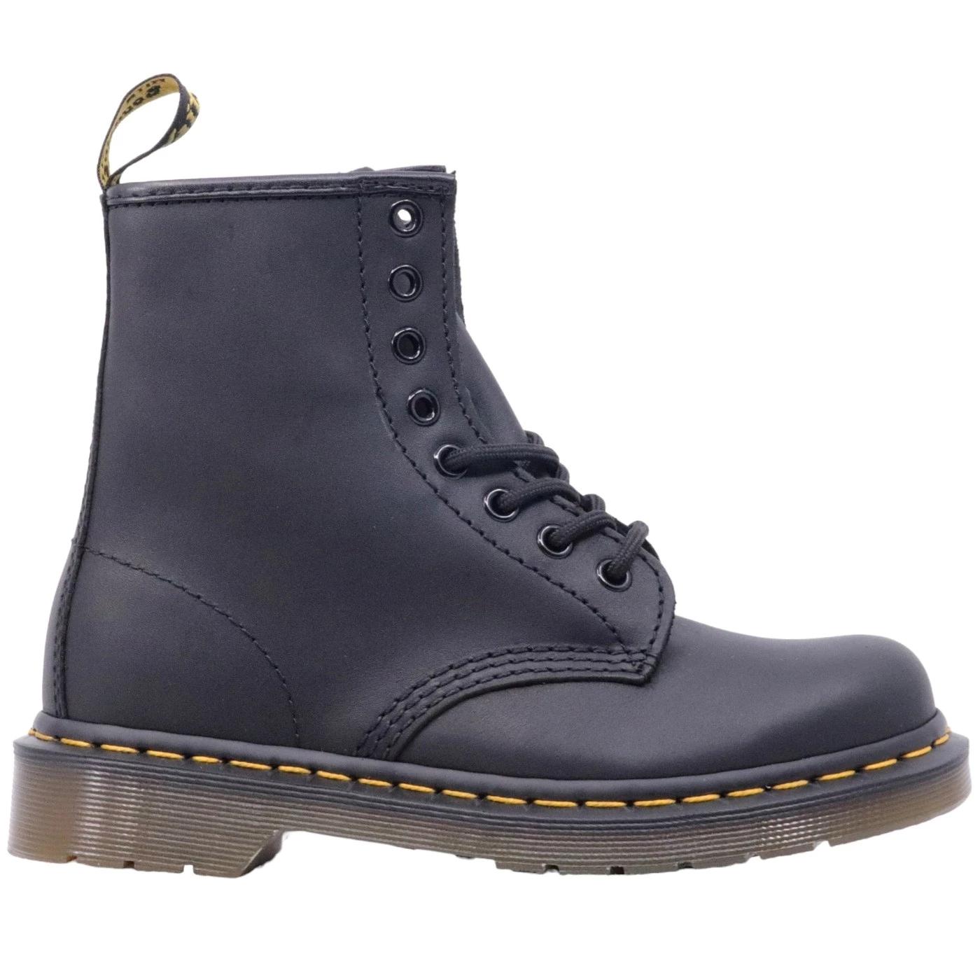 Dr. Martens 1460 Greasy anfibio unisex in pelle morbida nera 