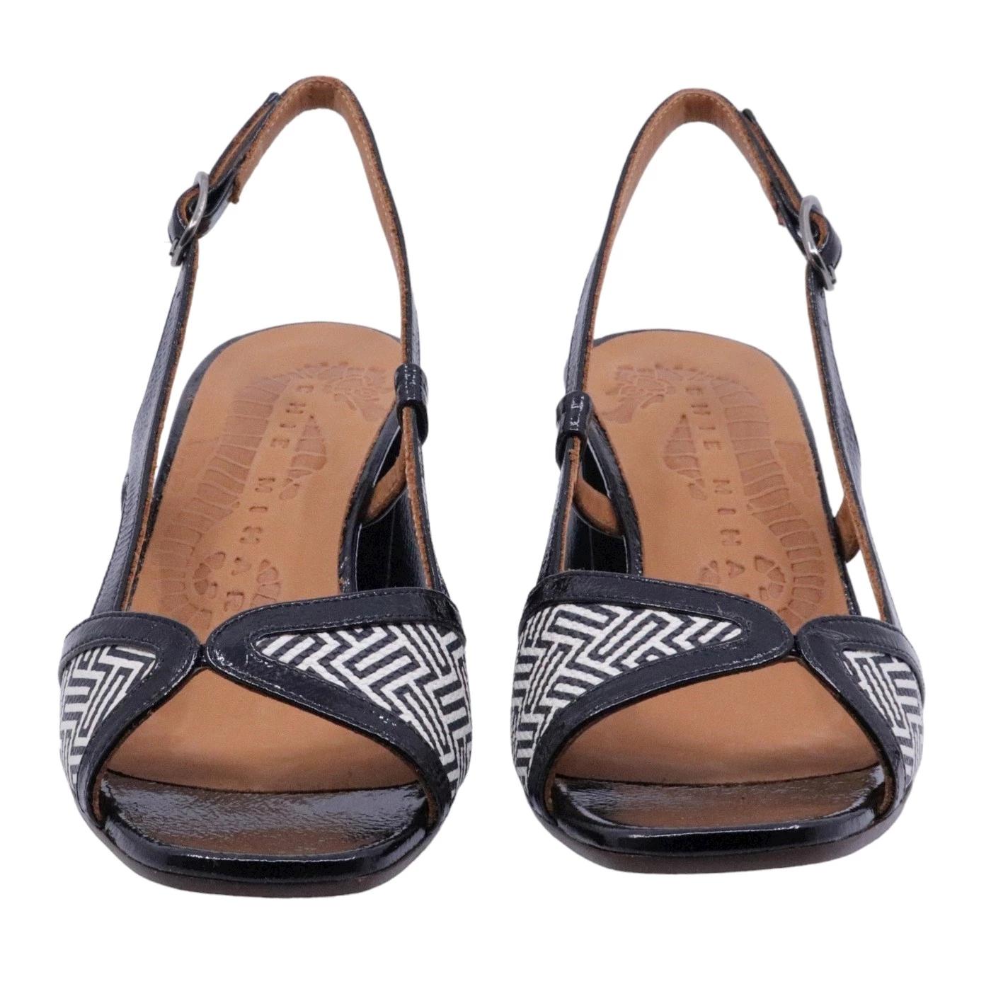 Chie Mihara Ruby sandalo donna in pelle lucida nera e stampa bianca 