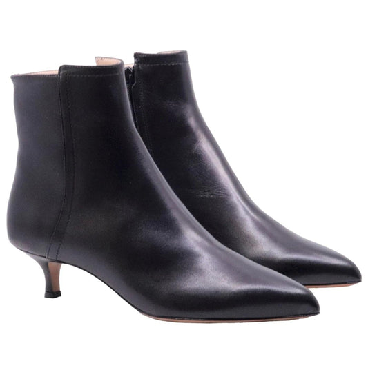 Tronchetto Fabio Rusconi da donna realizzata in pelle di colore nero 